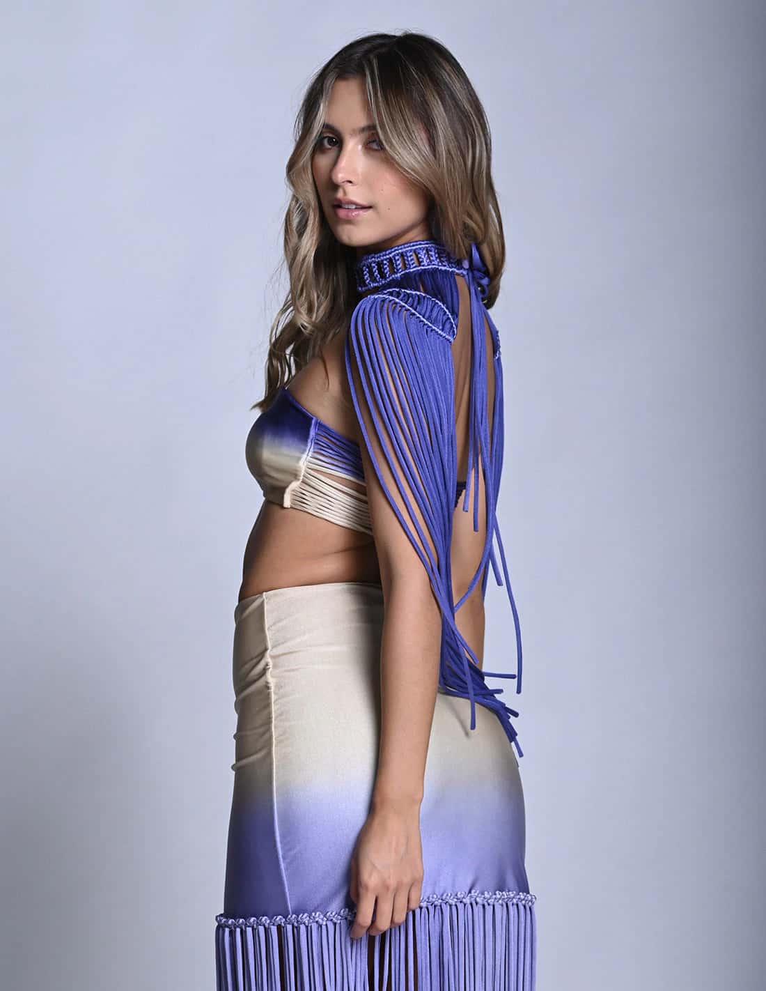 Cuello Eleganza Ultra Violet