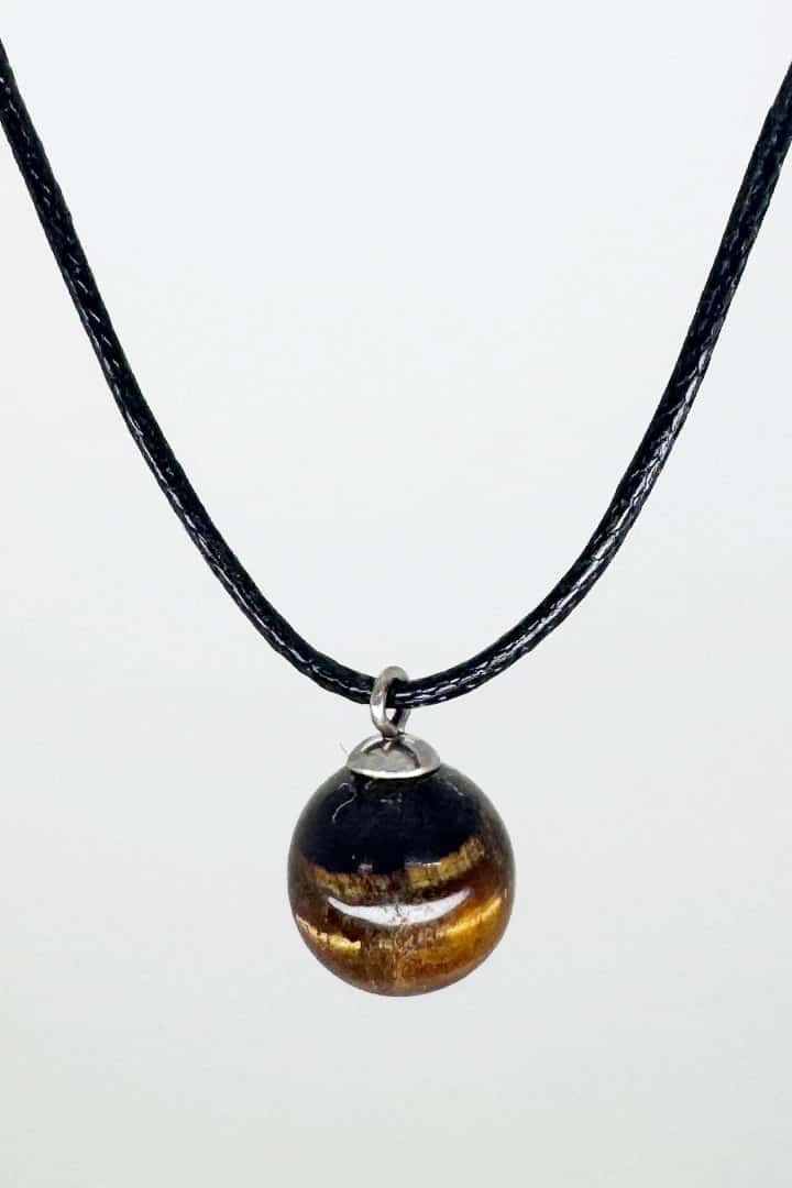 Collar cuerda piedra ojo de tigre