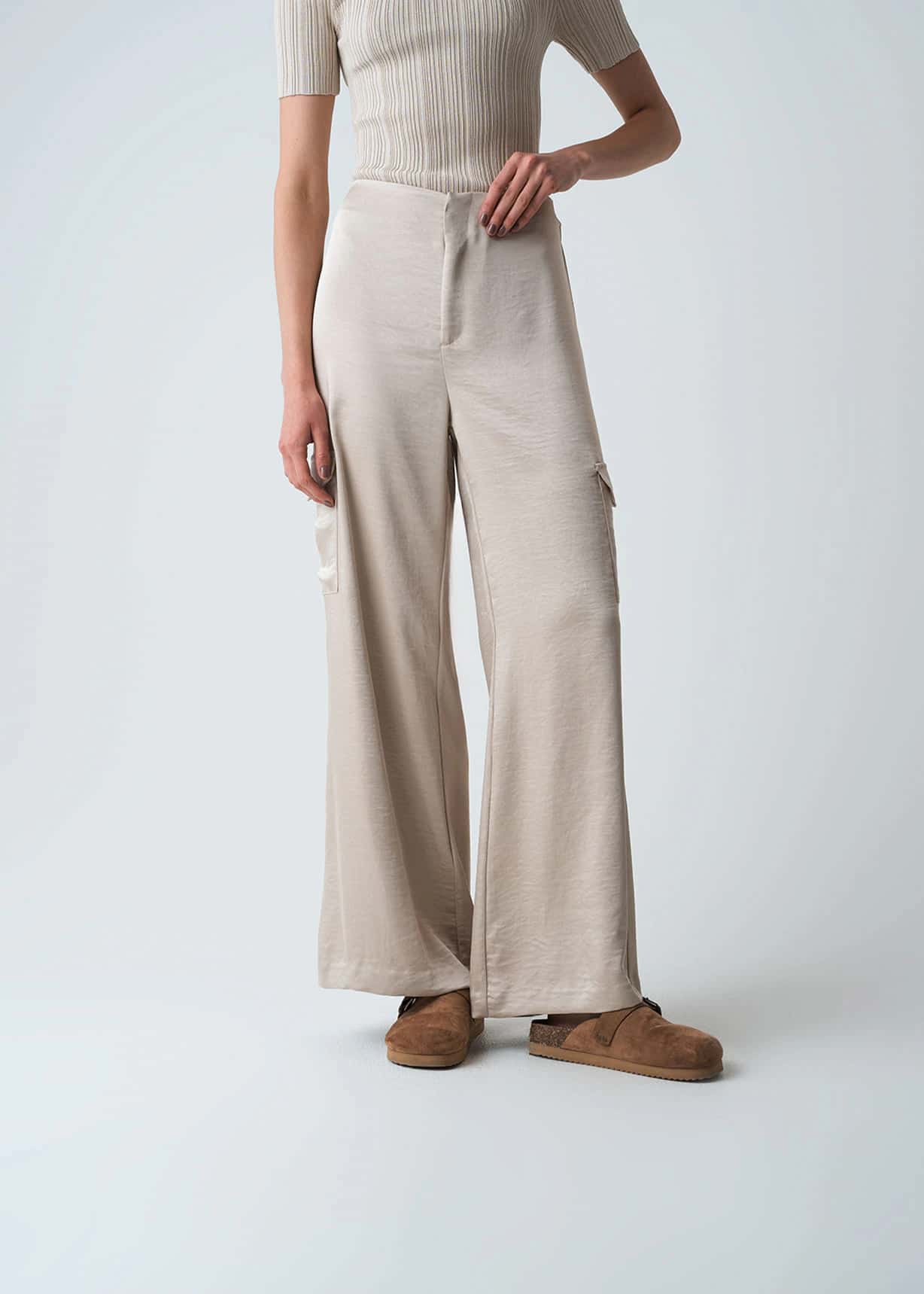 Pantalón Palazzo con bolsillos tipo cargo