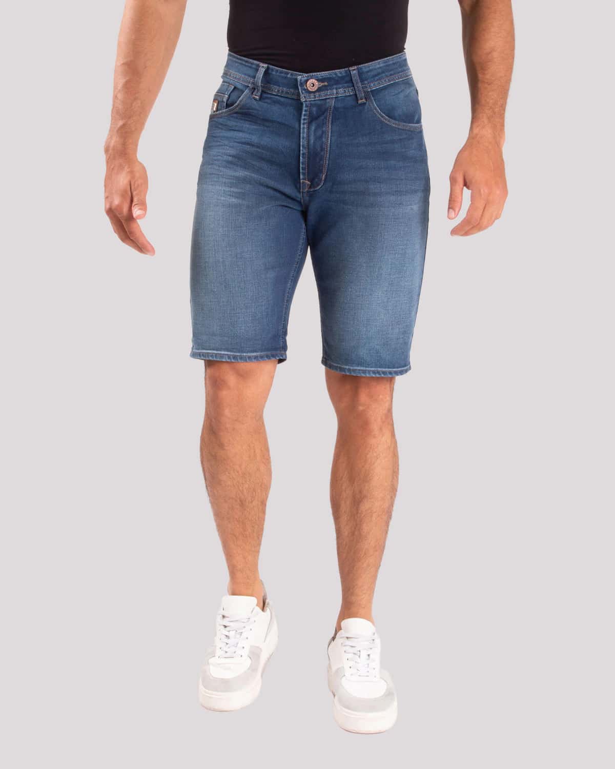 Bermuda slim tono medio para hombre