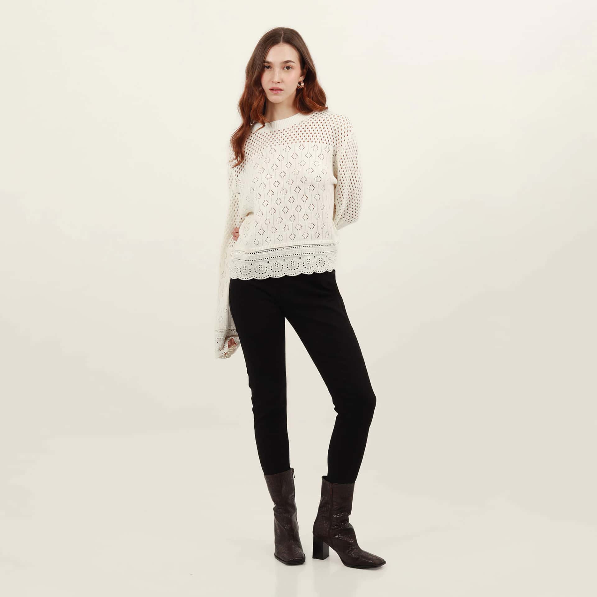 Sweater con ojalillo manga larga - miniatura 6
