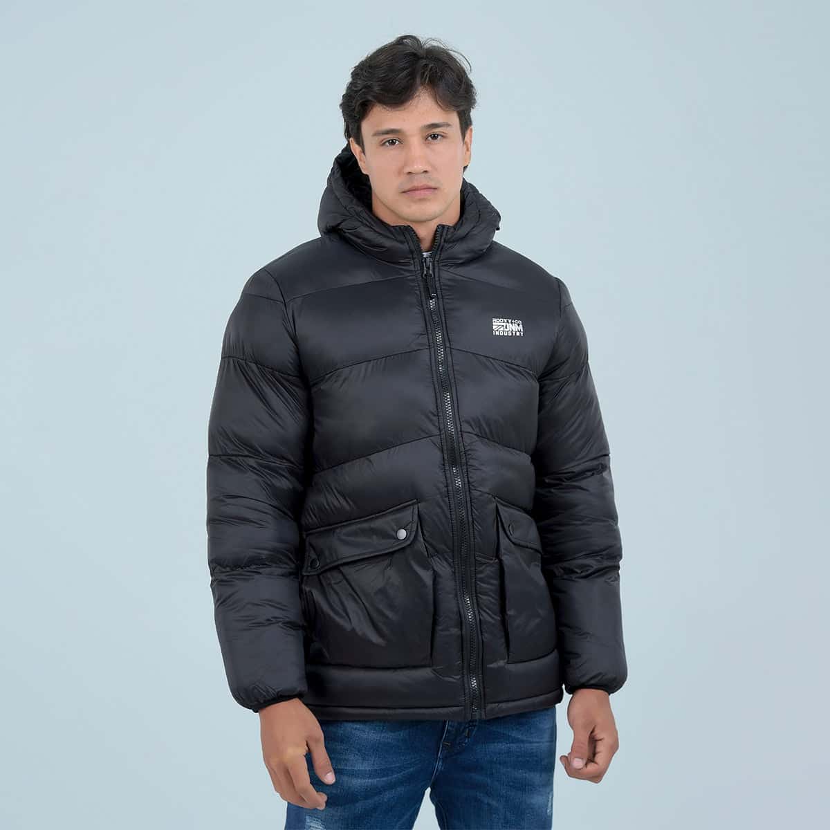 Chaqueta Negra Abullonada