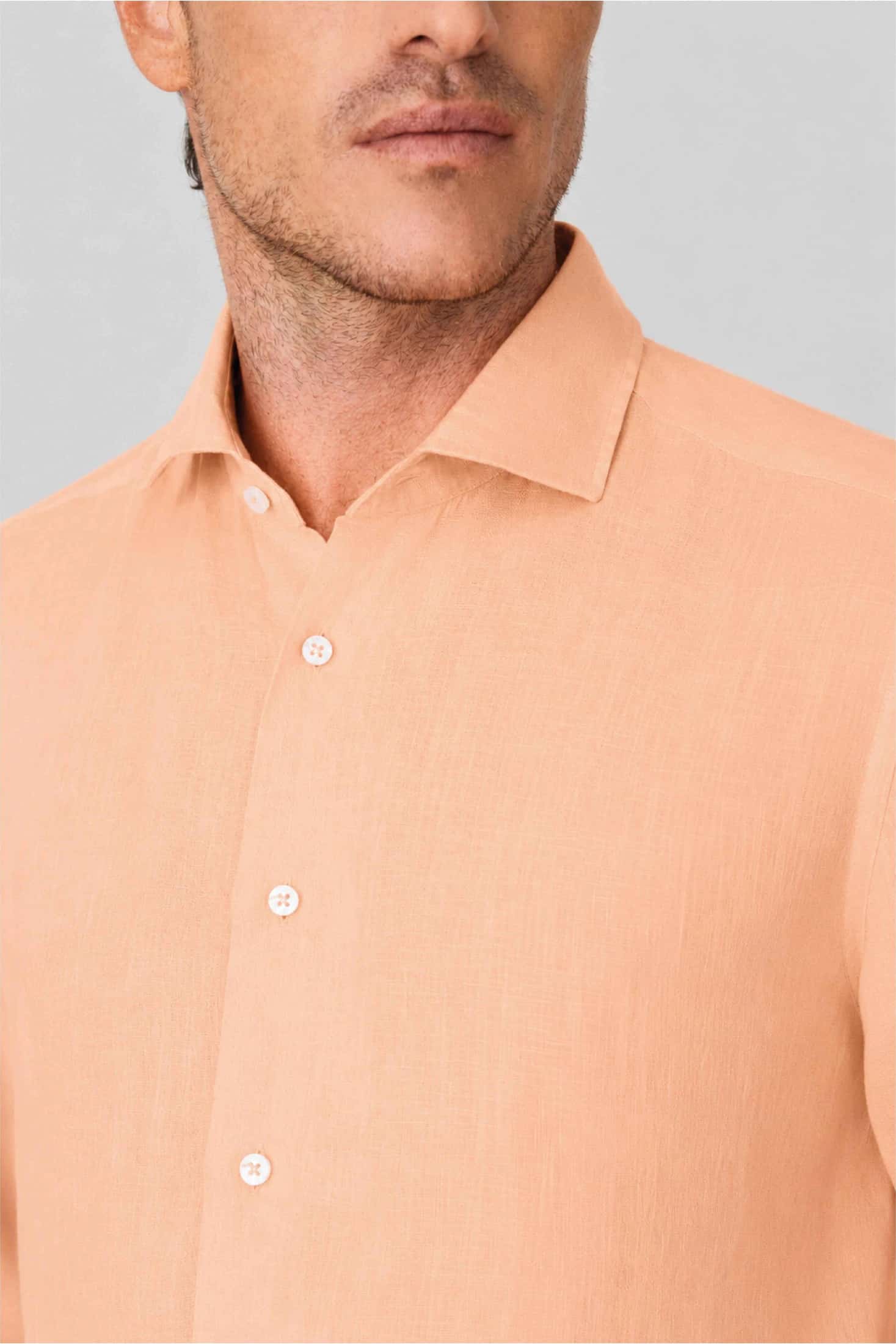 Men's linen shirt peach fuzz