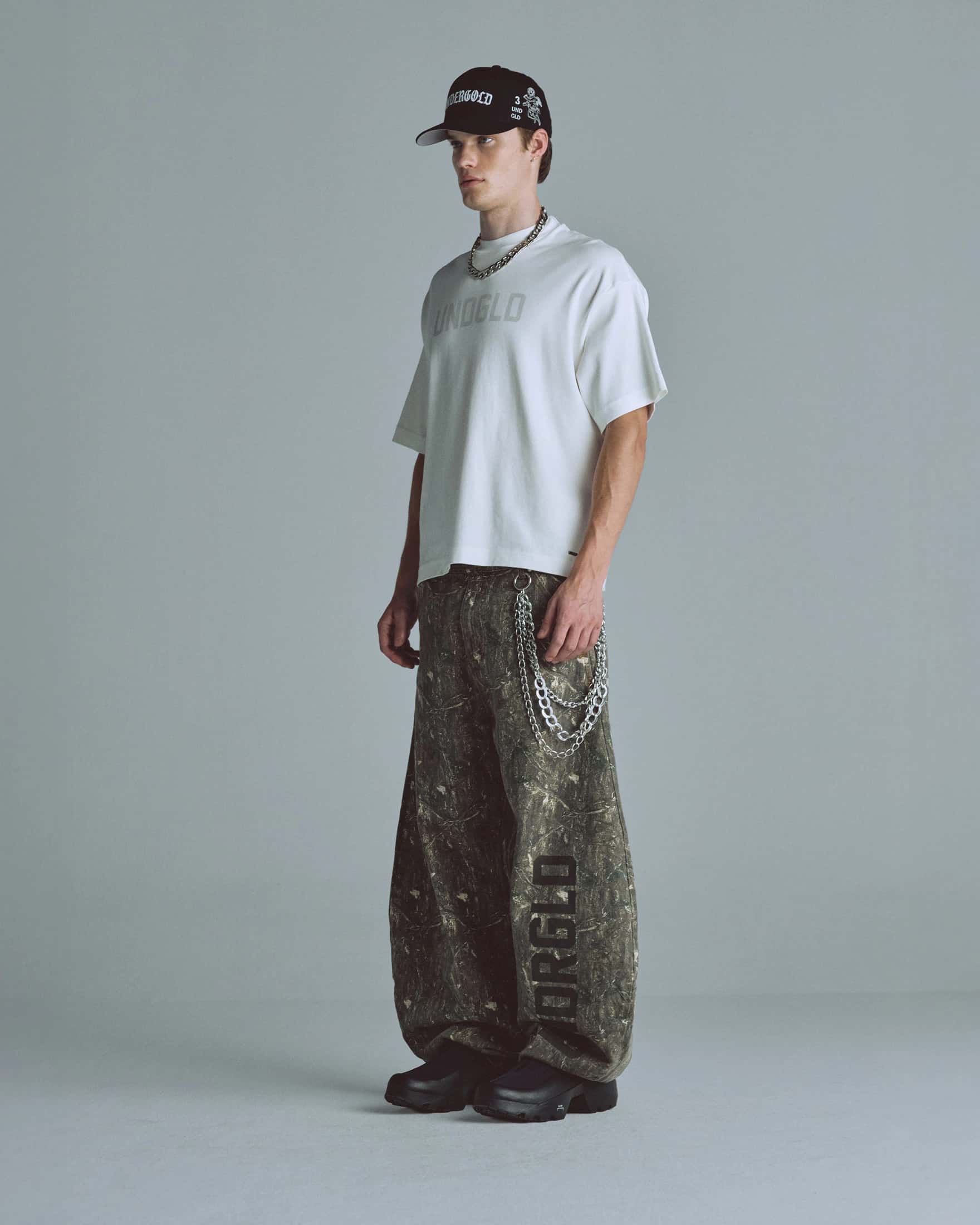 Basics UNDGLD Boxy Fit Tshirt White - miniatura 1