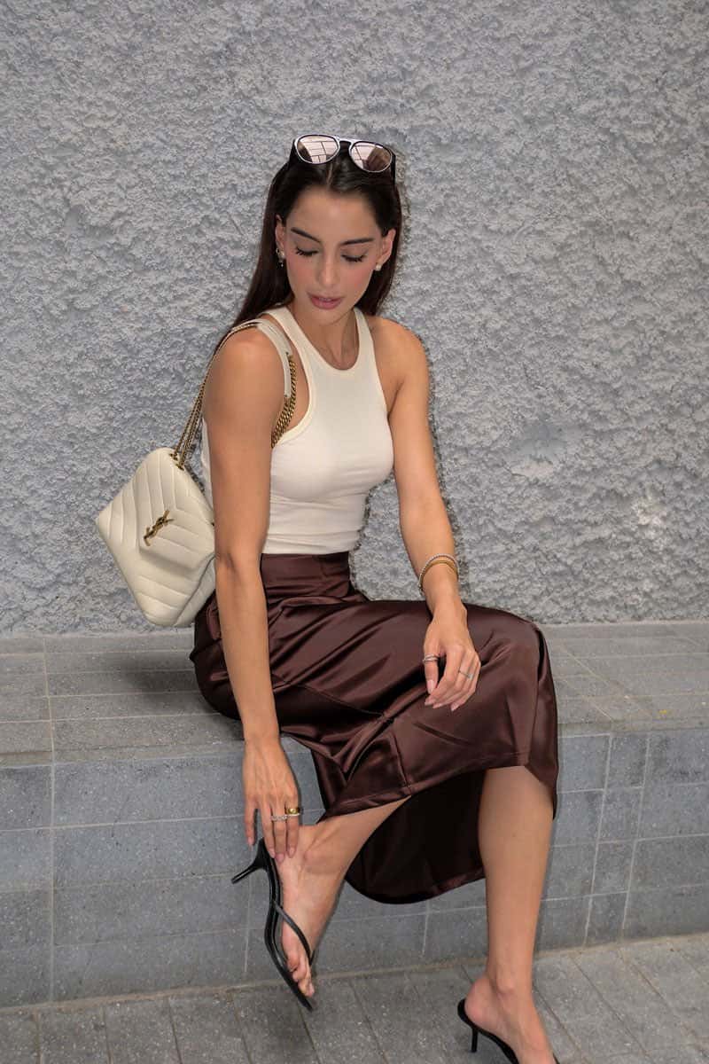 Falda en Satín Perla - Chocolate
