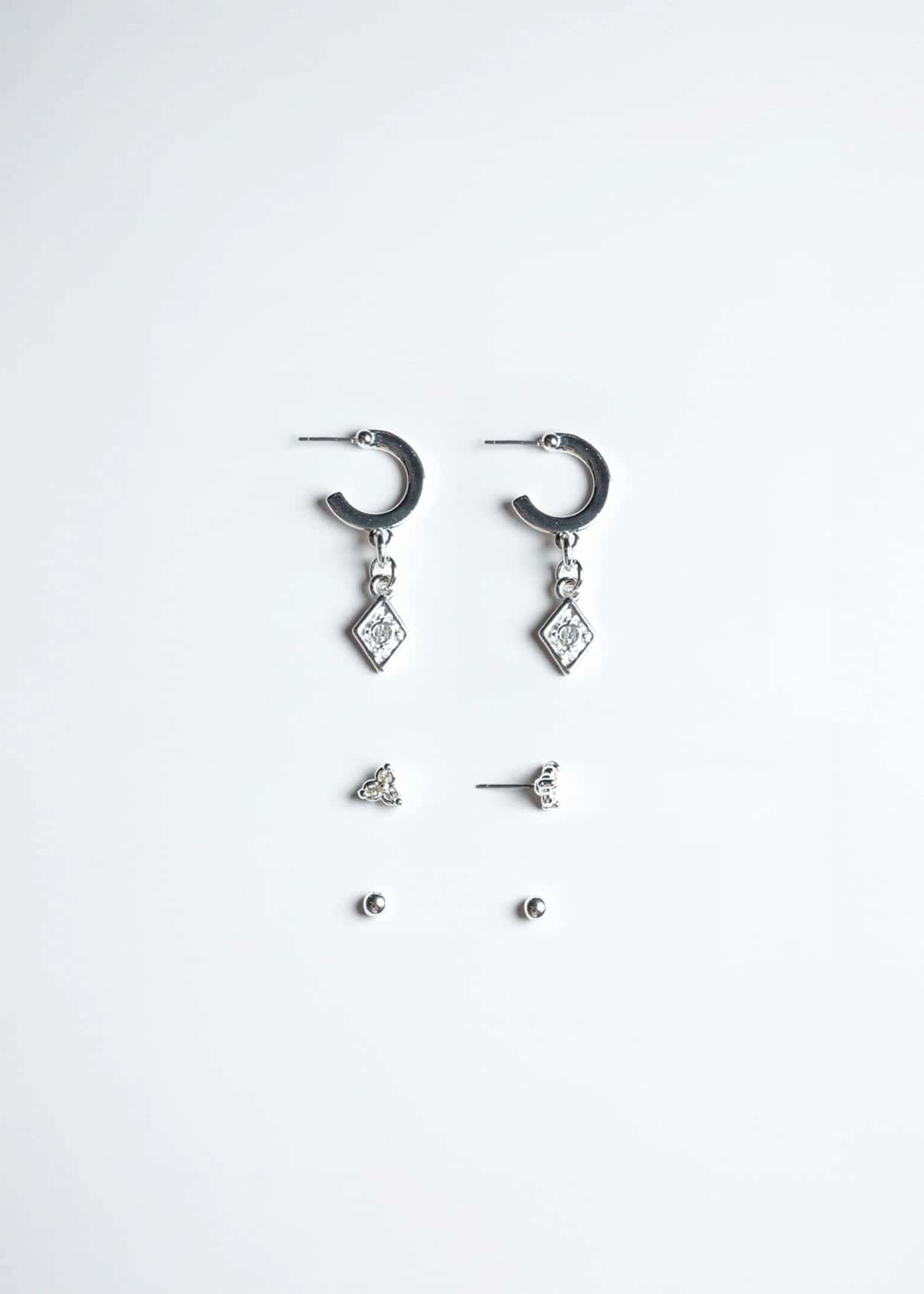 Set de aretes plateados