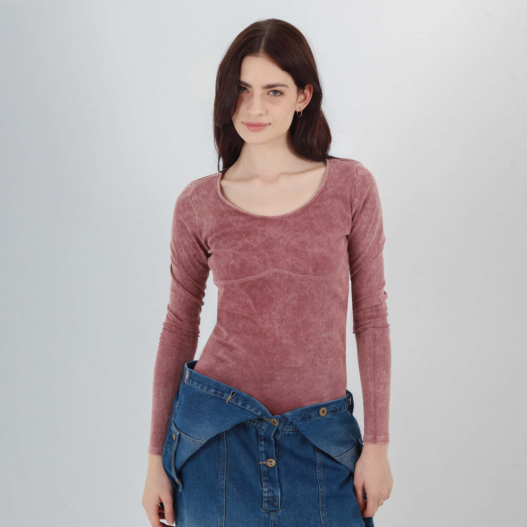 Camiseta top Tye Dye escote ojal manga larga