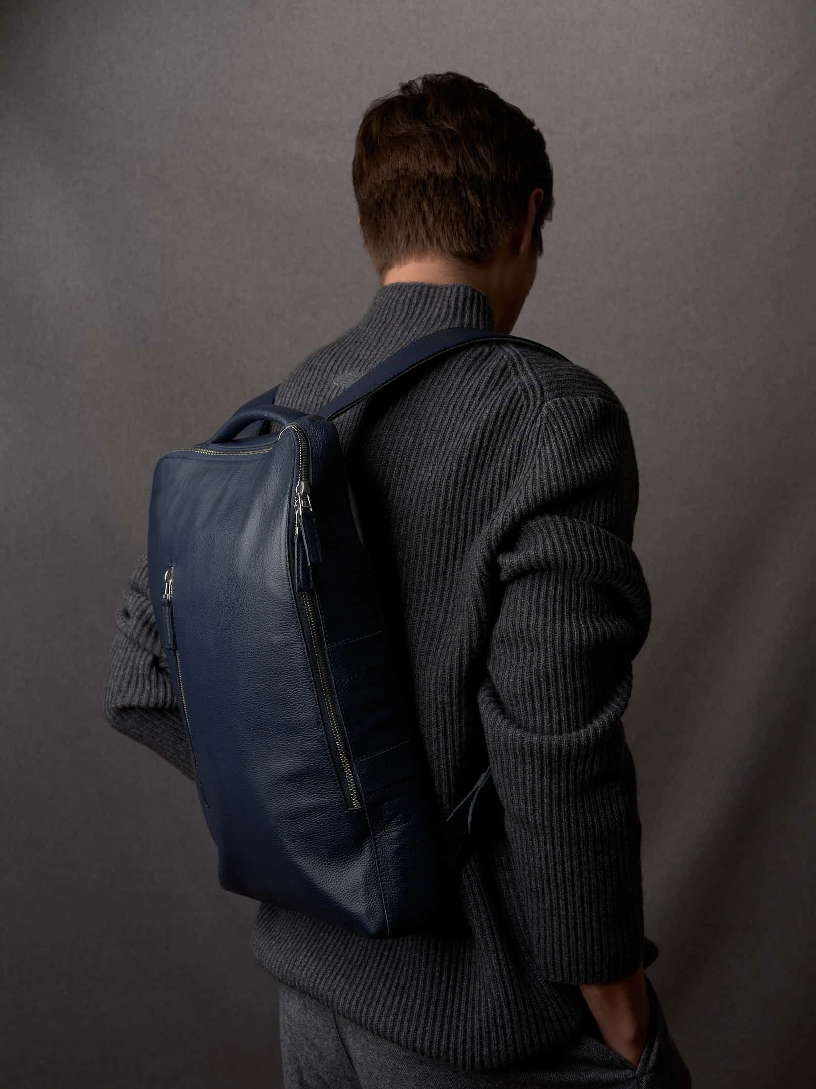 Saola Tech Backpack · Navy