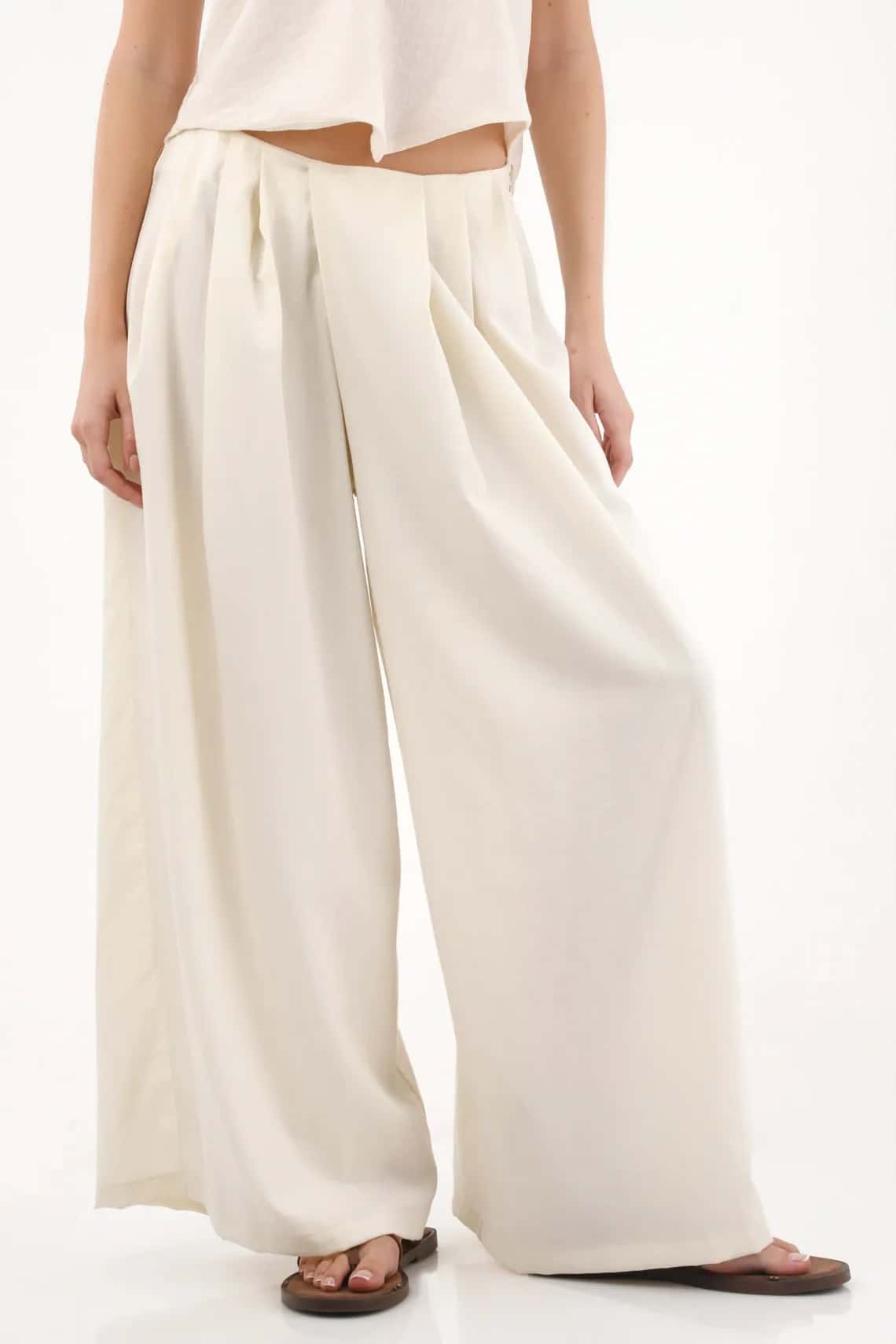 Pantalón ancho con pretina cruzada crudo para mujer
