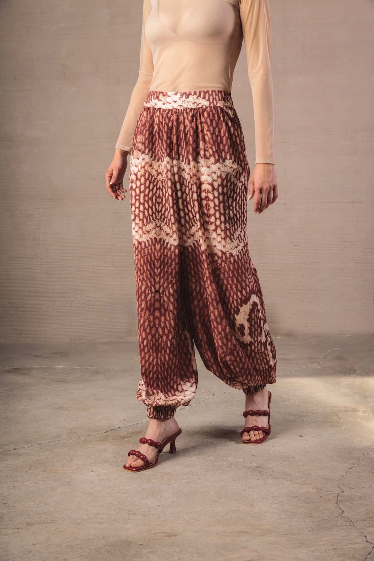 Luzia Pant | Ignis