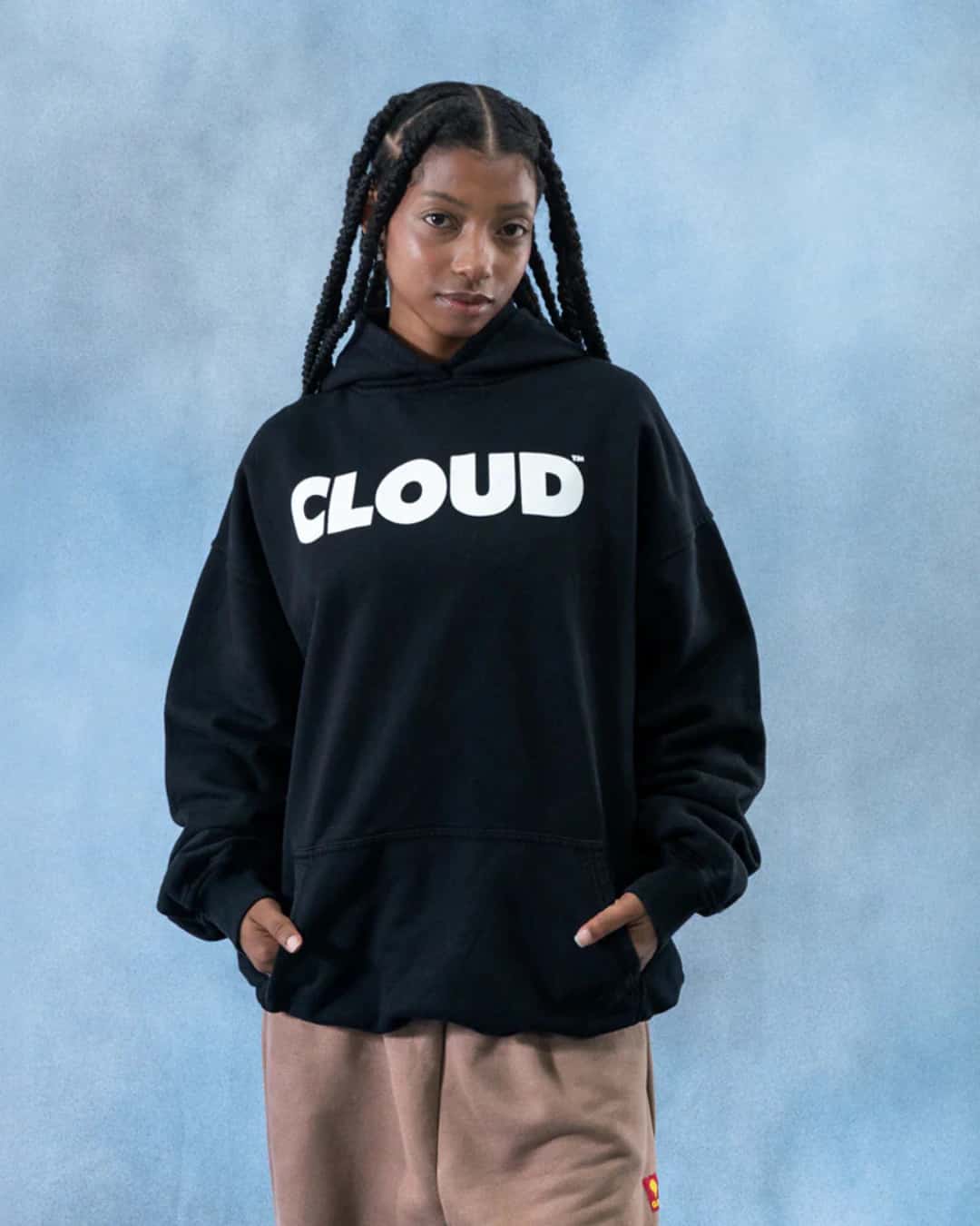 HOODIE BLOCK BLANCO SOBRE NEGRO BOXY FIT - miniatura 3