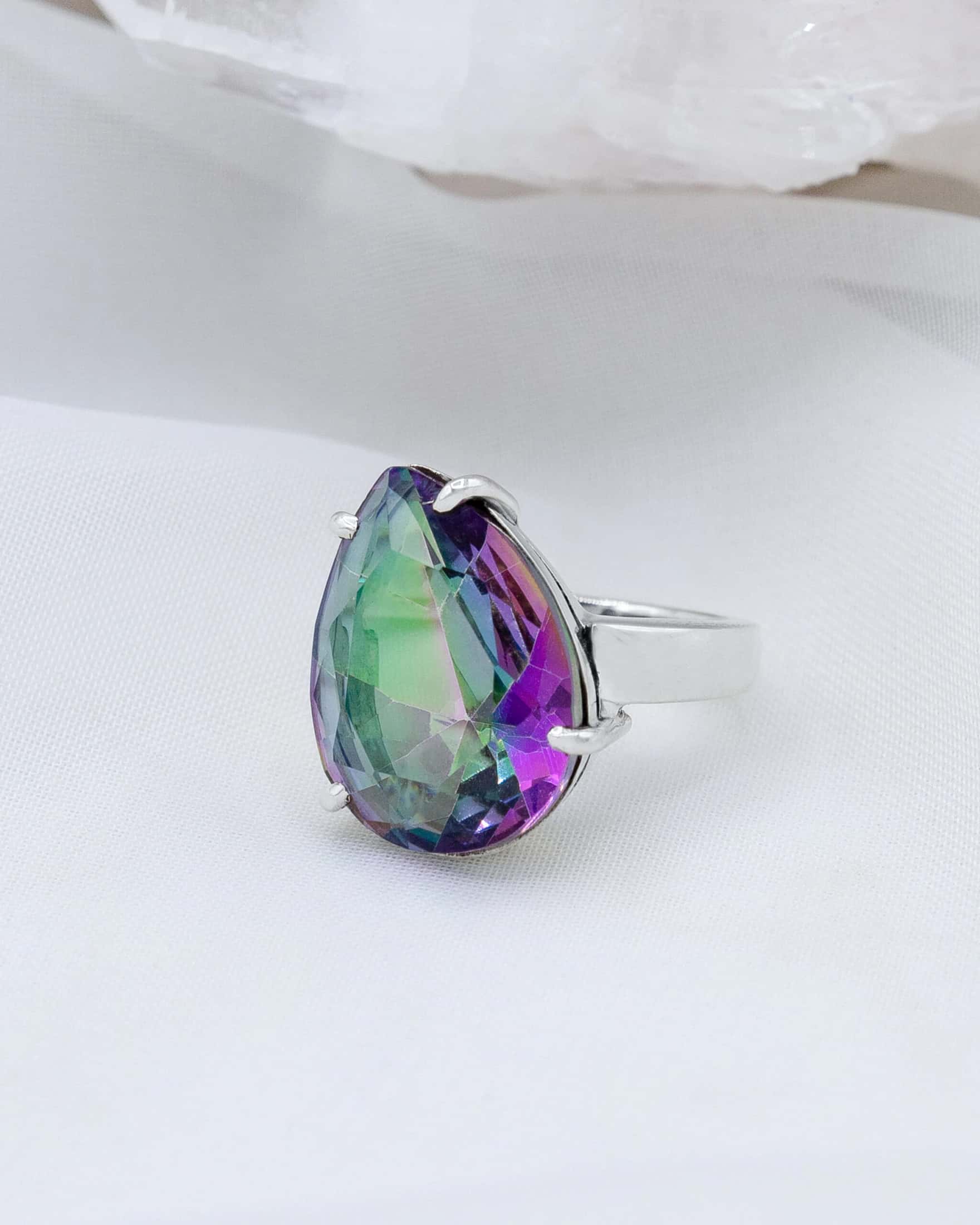 Anillo Topacio Místico Gota Grande