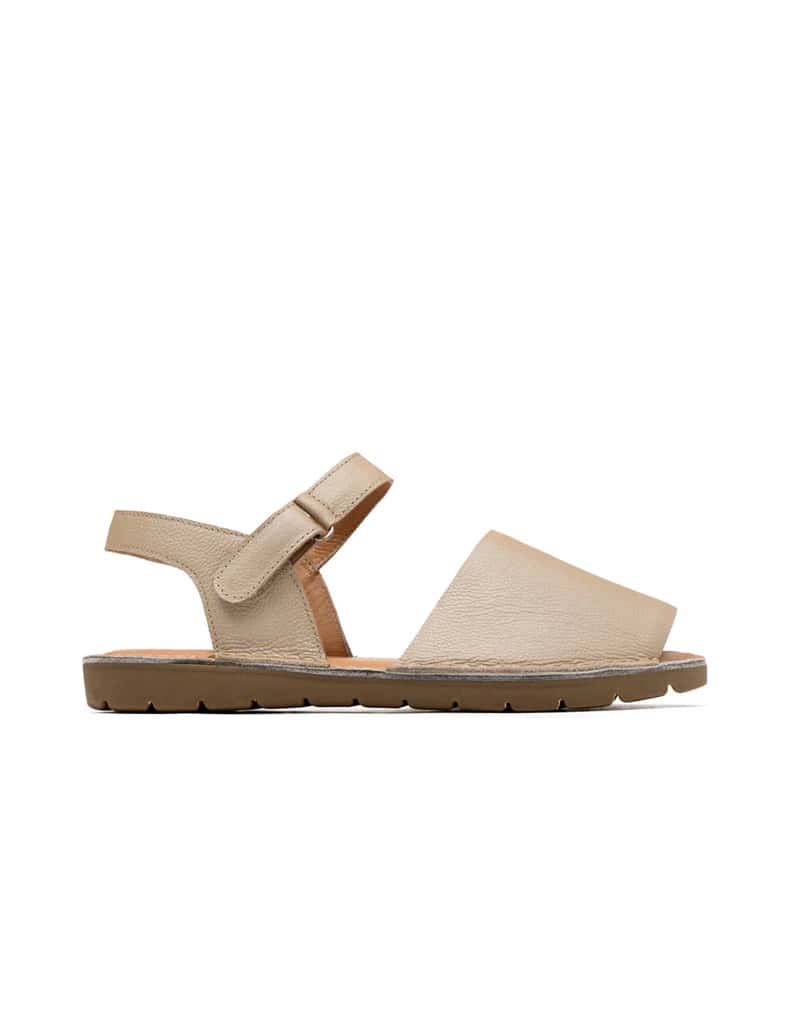 Sandalia deportiva plana confortable en cuero  REF SFI1465SL