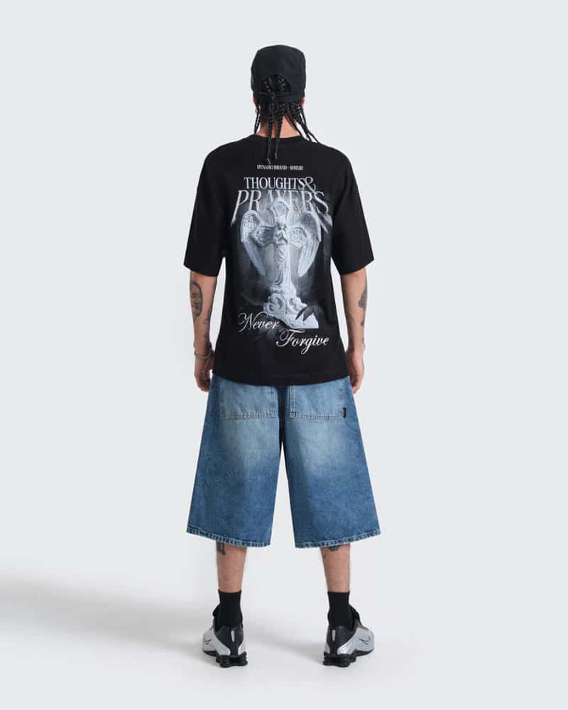 Camiseta Negra Oversize Silent Prayers - miniatura 7