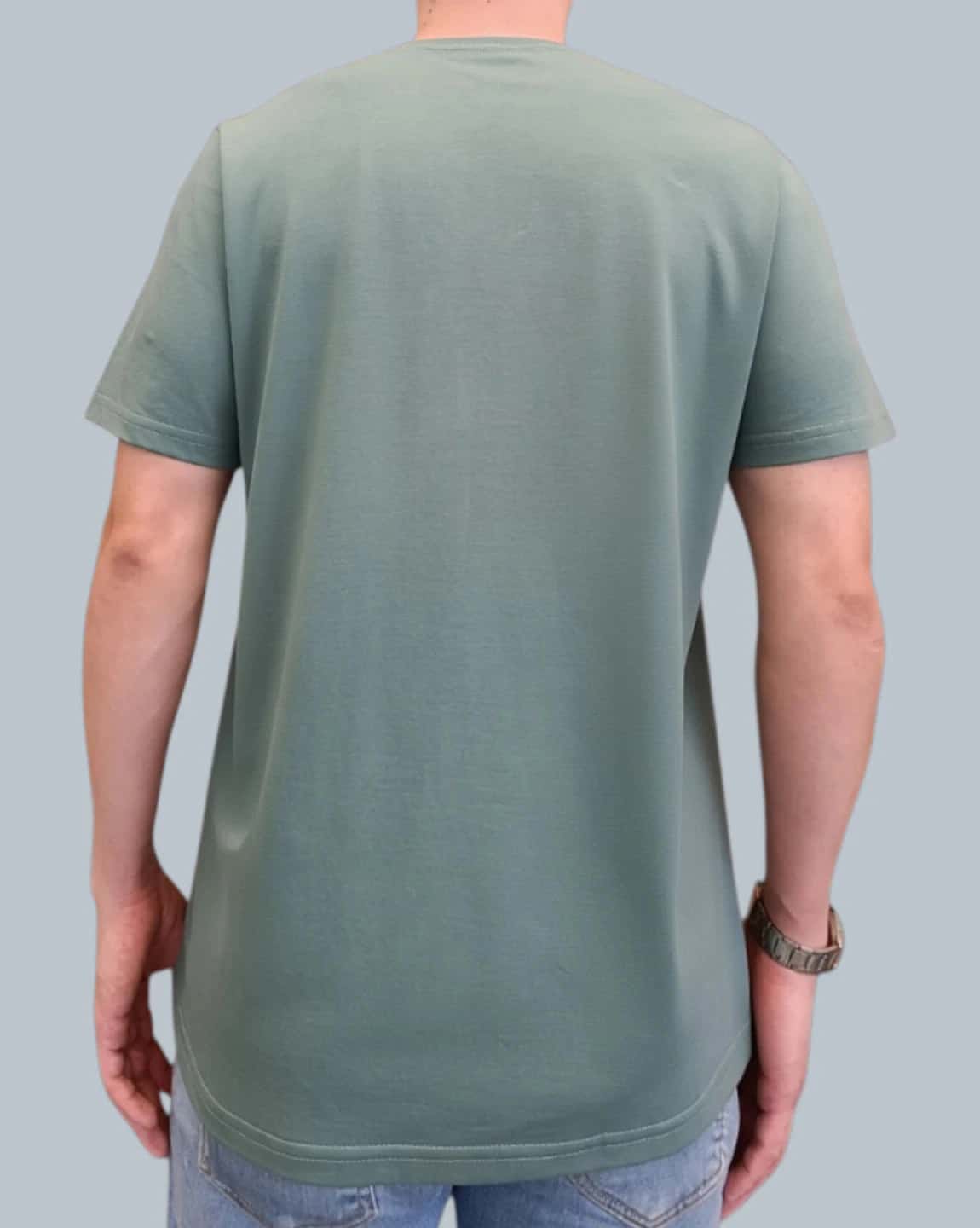 CAMISETA BASICA VERDE ESCUDO DIAGONAL - miniatura 3