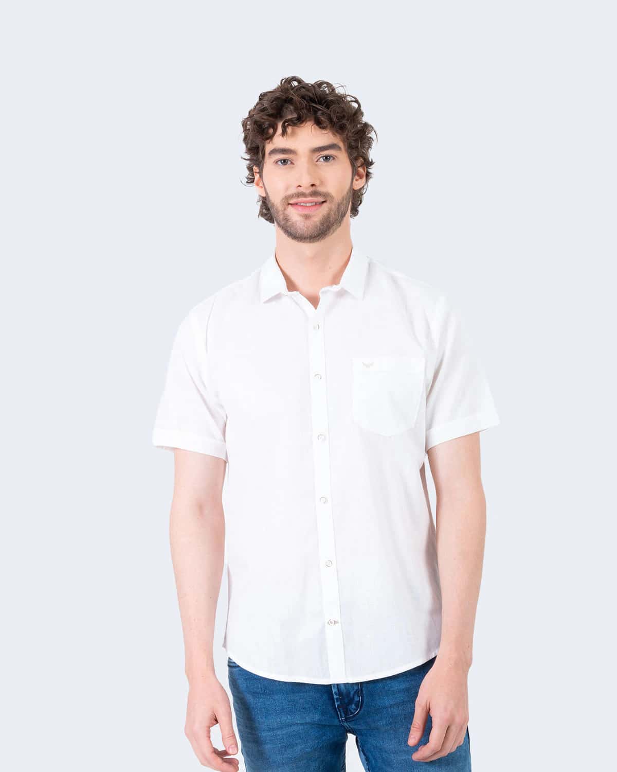 Camisa blanca manga corta para hombre
