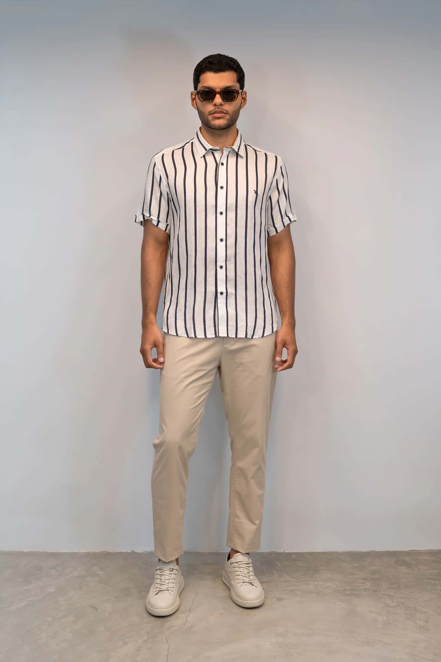 Camisa Manga Corta Lino Rayas Delgadas Navy