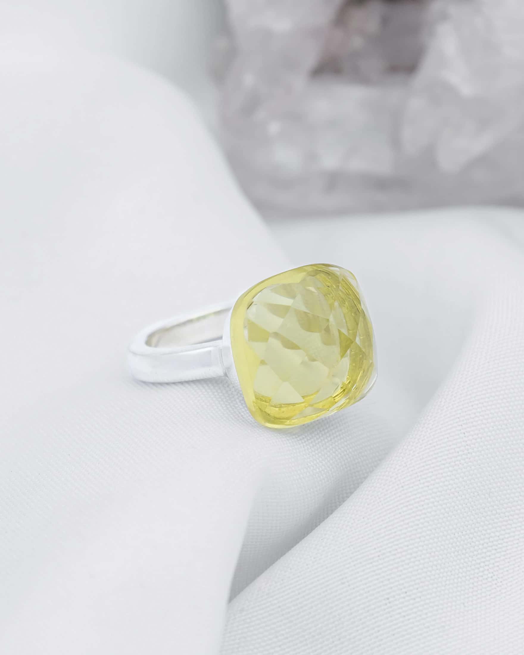 Anillo Cuarzo Limón Pomerato