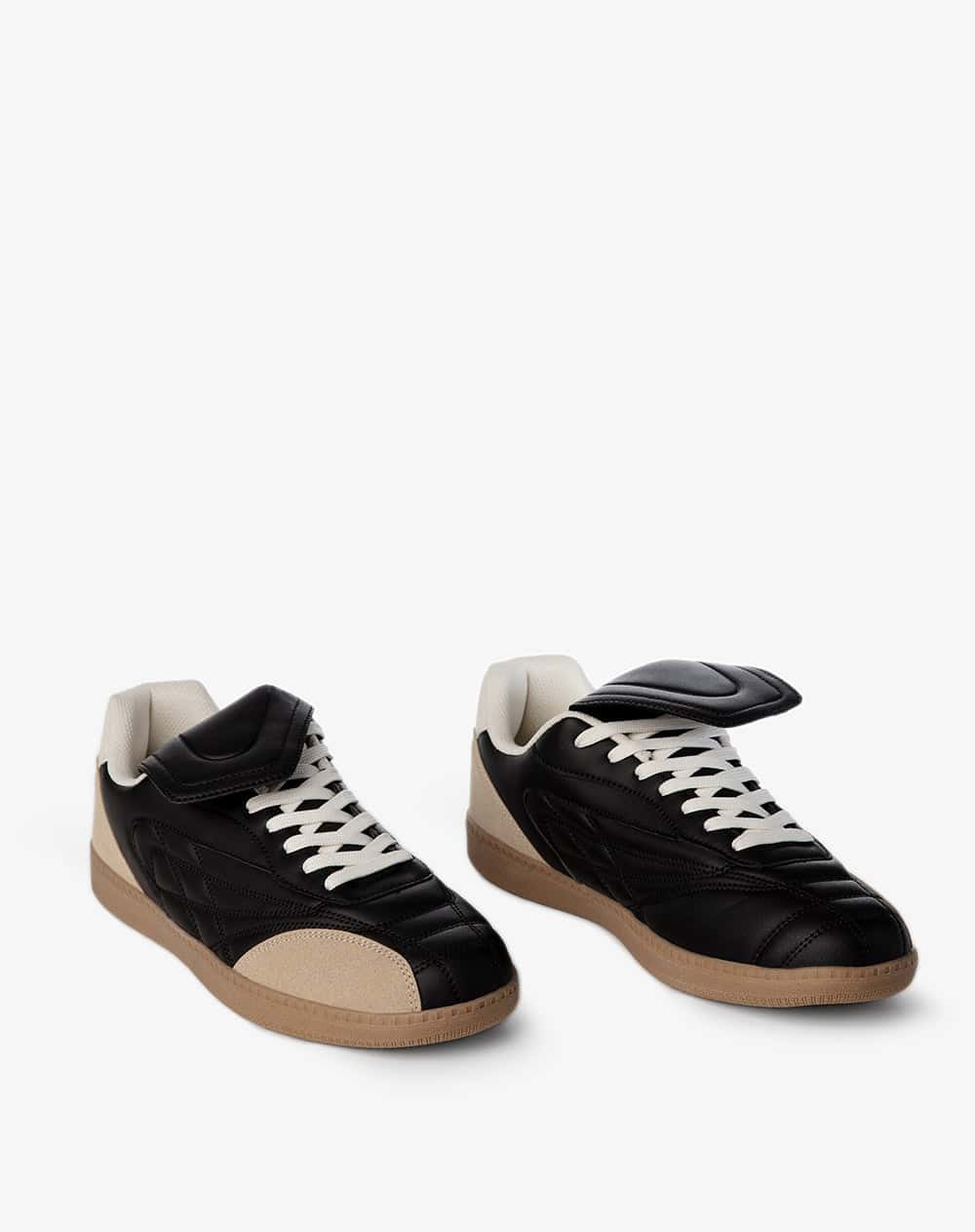 Tenis casuales negros hombre