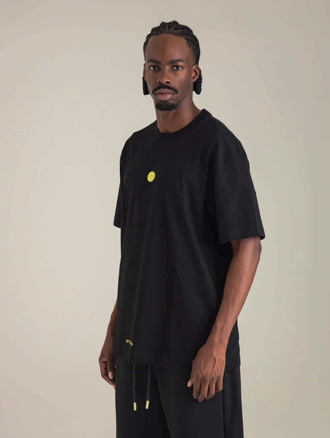 ASHEN BLACK T-SHIRT