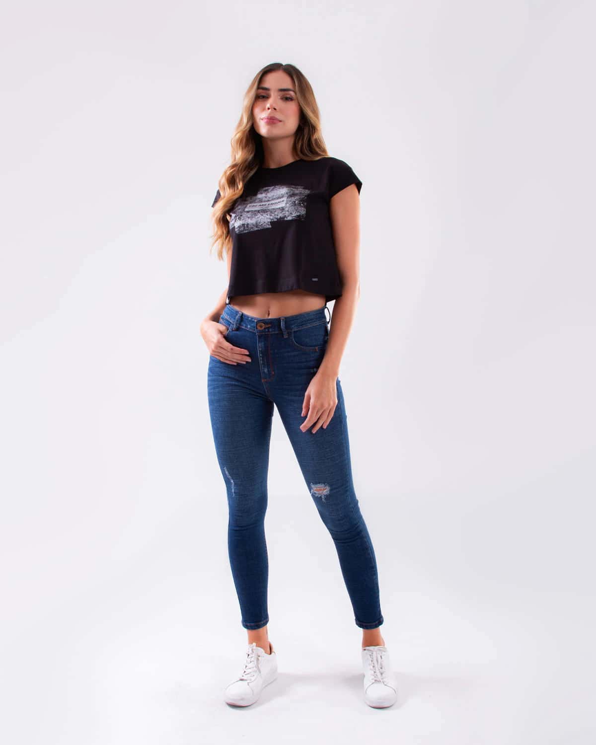 Camiseta negra para mujer