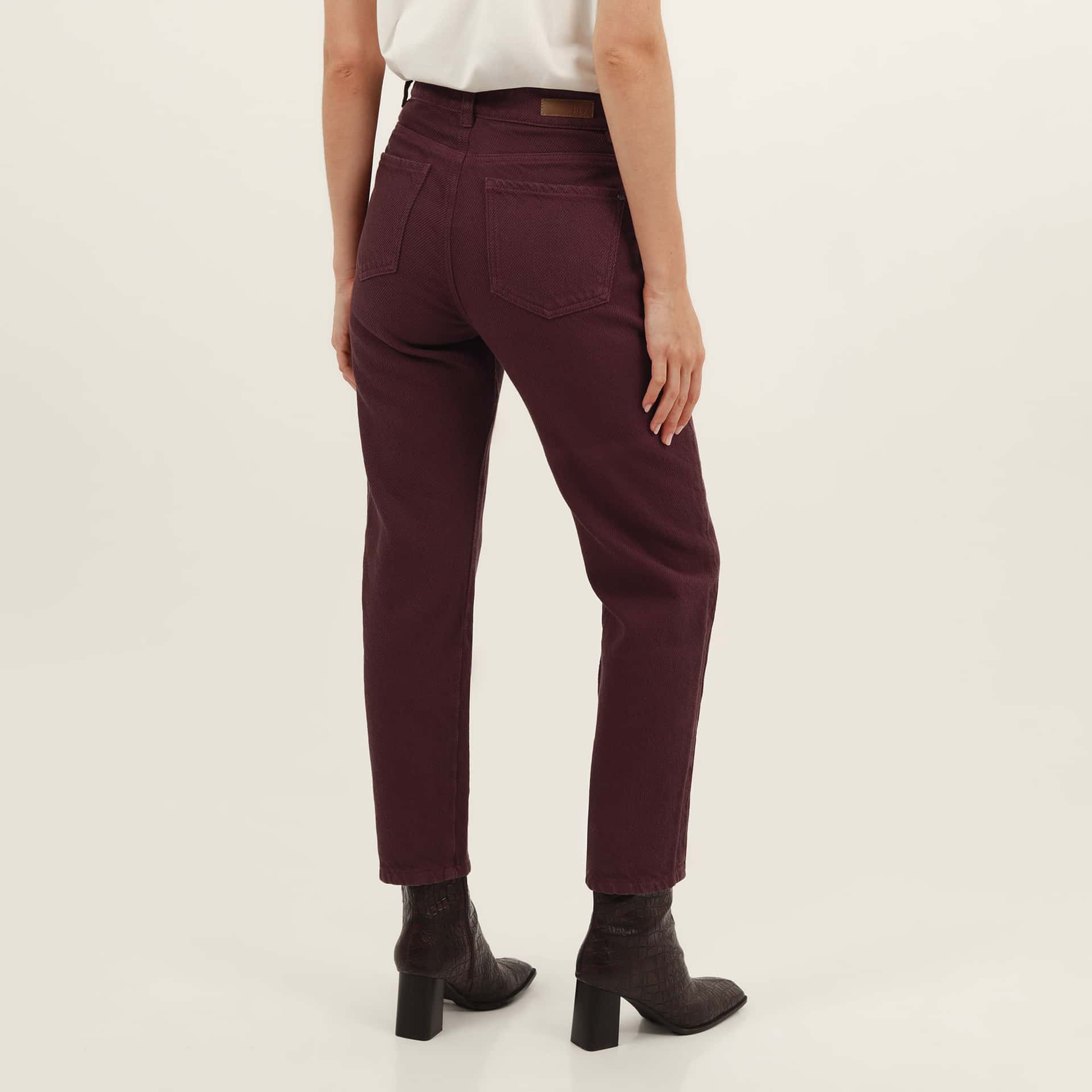 Pantalon Tiro Medio Bota Recta - miniatura 4