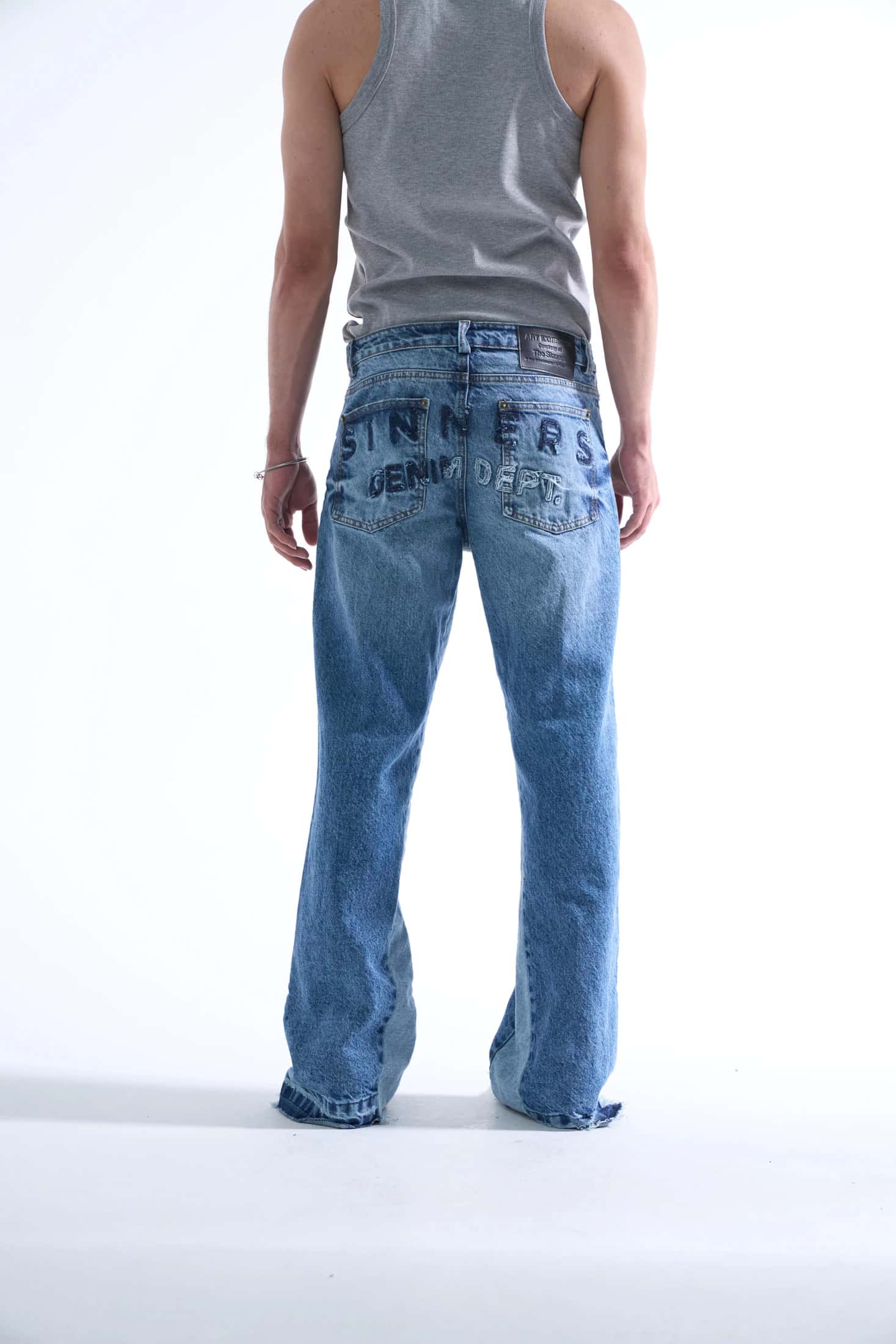 EMBROIDERED FLARED JEANS - miniatura 9