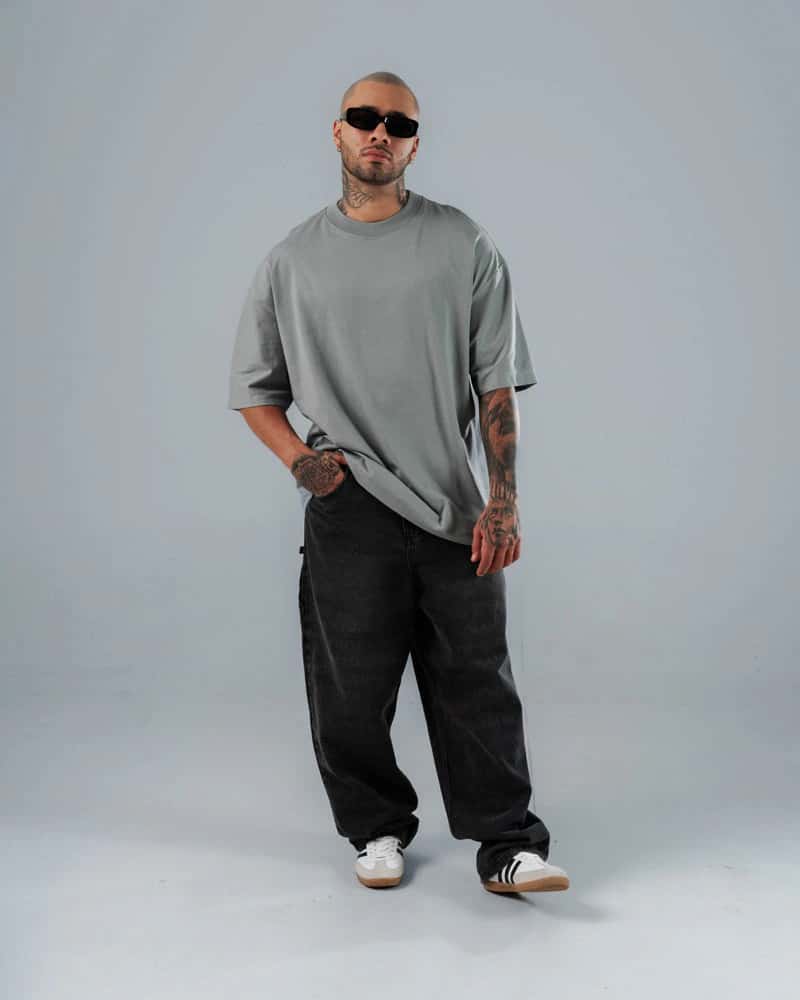 Camiseta Oversize Básica Gris Cemento - miniatura 5