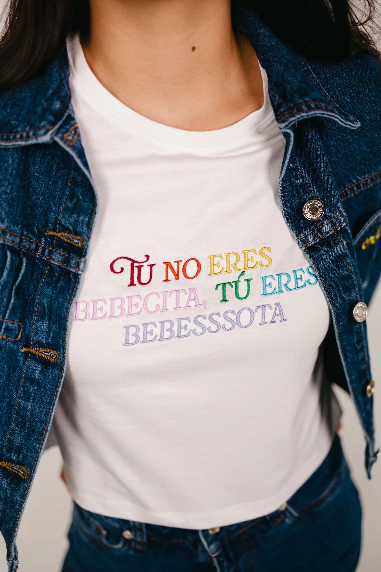 Bebesota Embroidered Cropped Tee