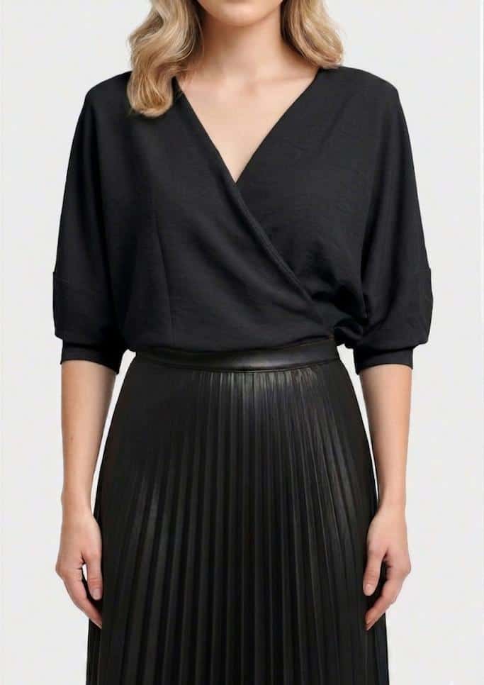 Blusa Con Mangas Amplias Romanza Negro