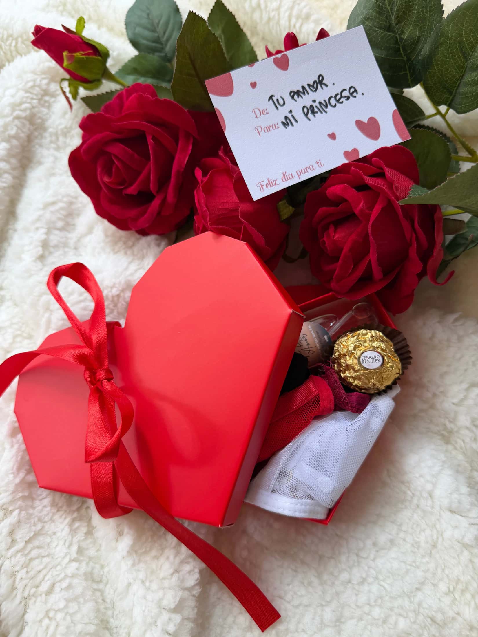 CAJITA EDICIÓN AMOR Y AMISTAD