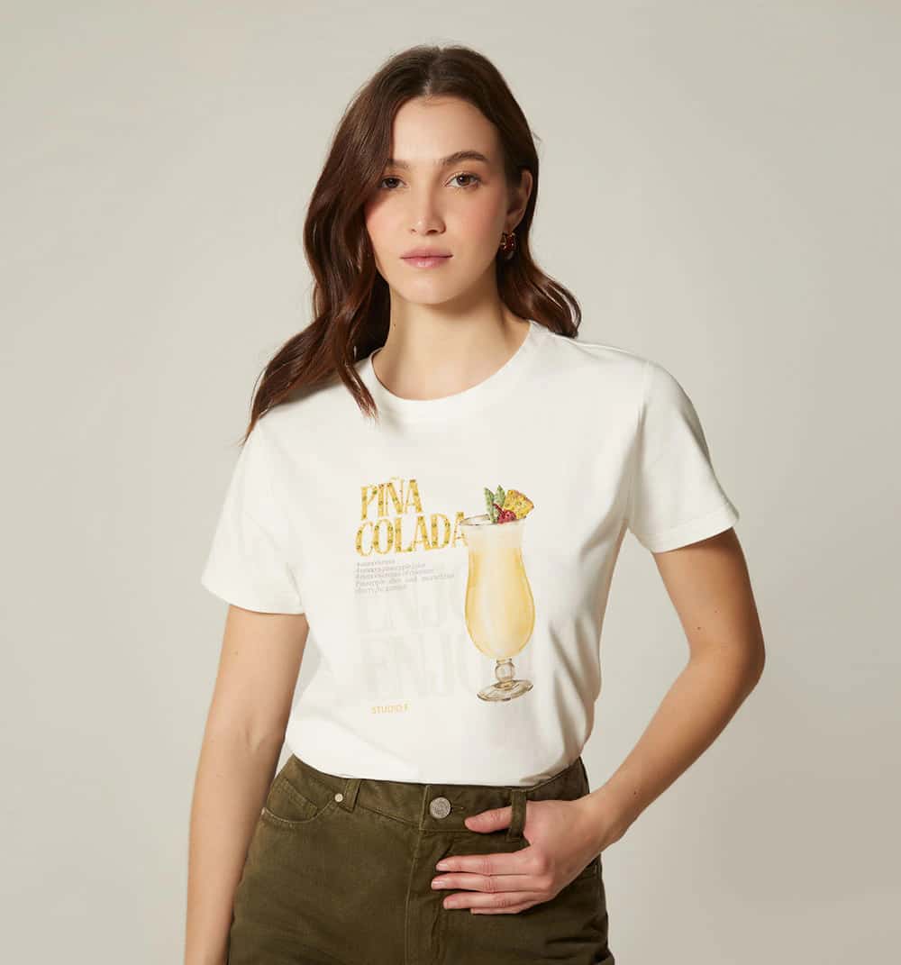 Camiseta estampada piña colada