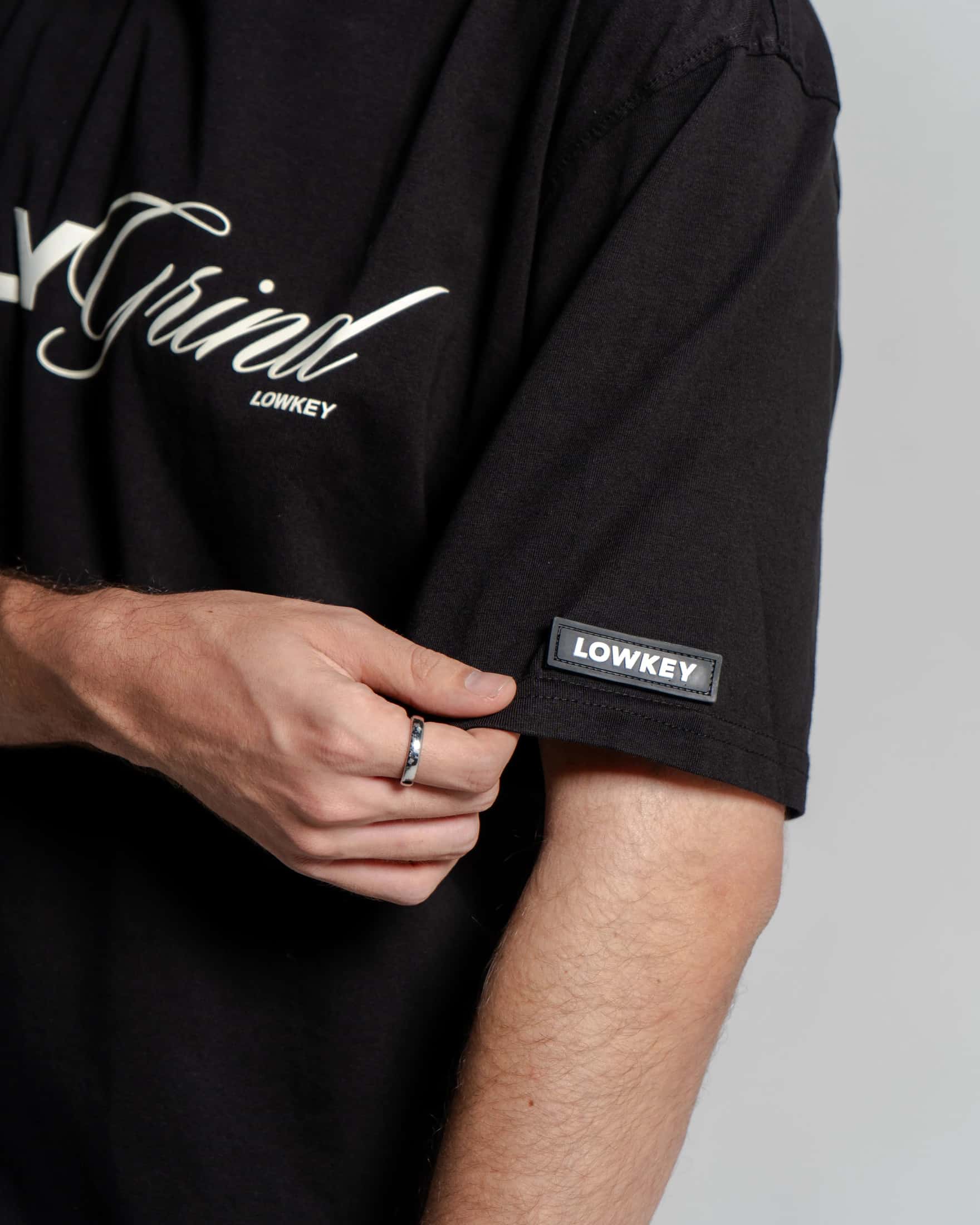 CAMISETA NEGRA DG - GOODS
