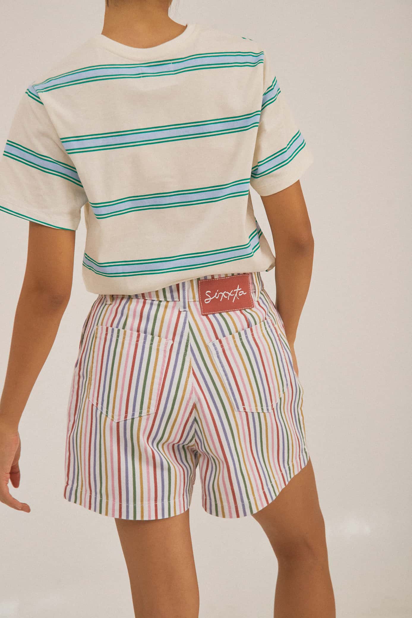 Short Hellen Arcoiris - miniatura 5