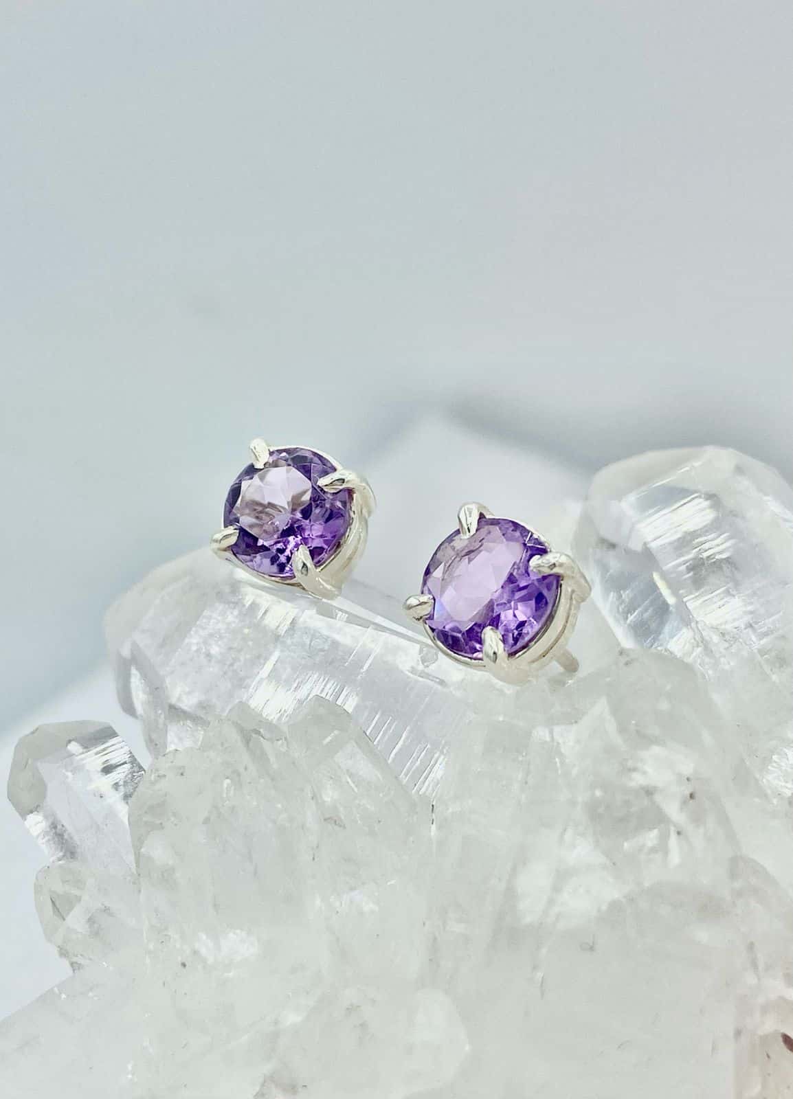 Aretes Amatista redondos