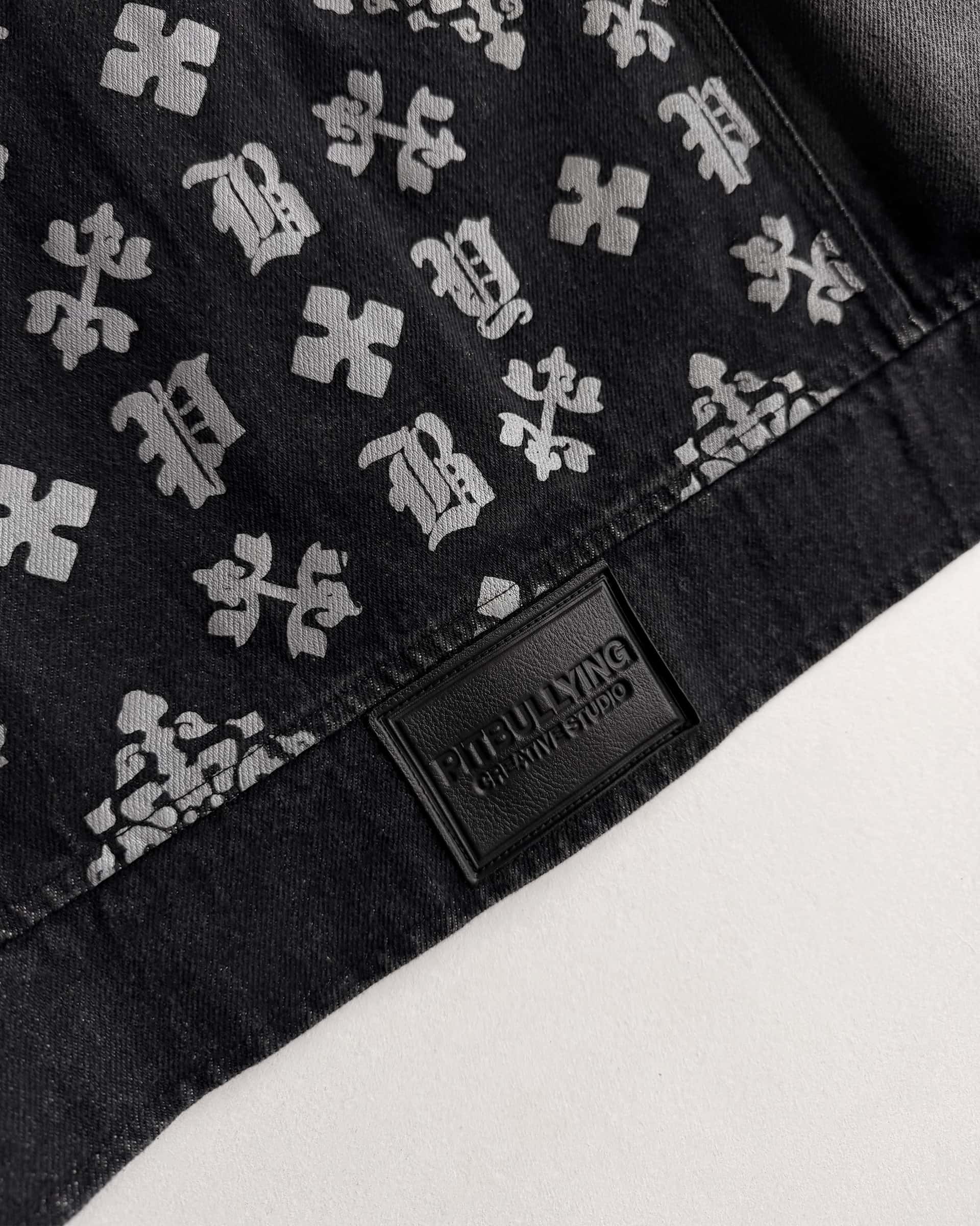 DENIM JACKET BOXY FIT MONOGRAM NEGRA - miniatura 5