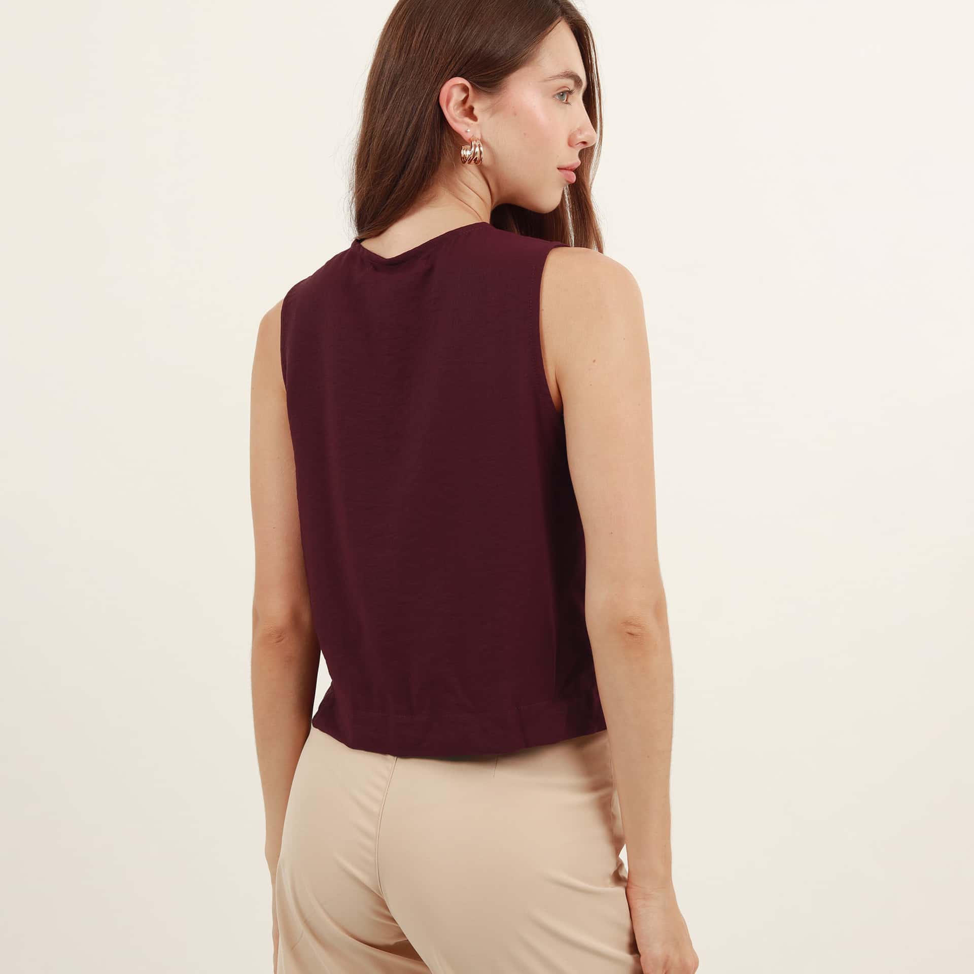 Blusa cuello en v manga sisa con bordado - miniatura 5