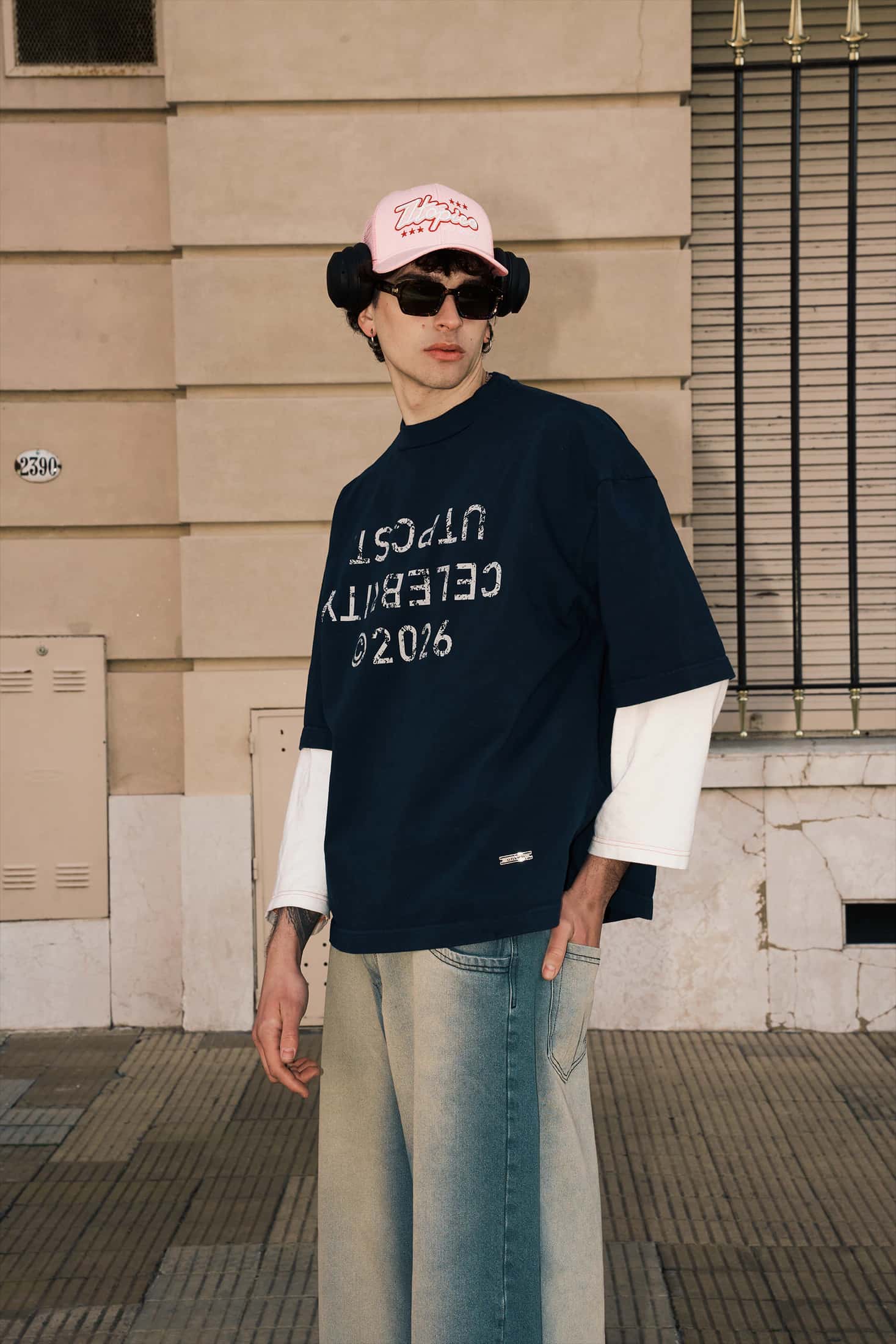 Camiseta Local Celebrity - miniatura 4