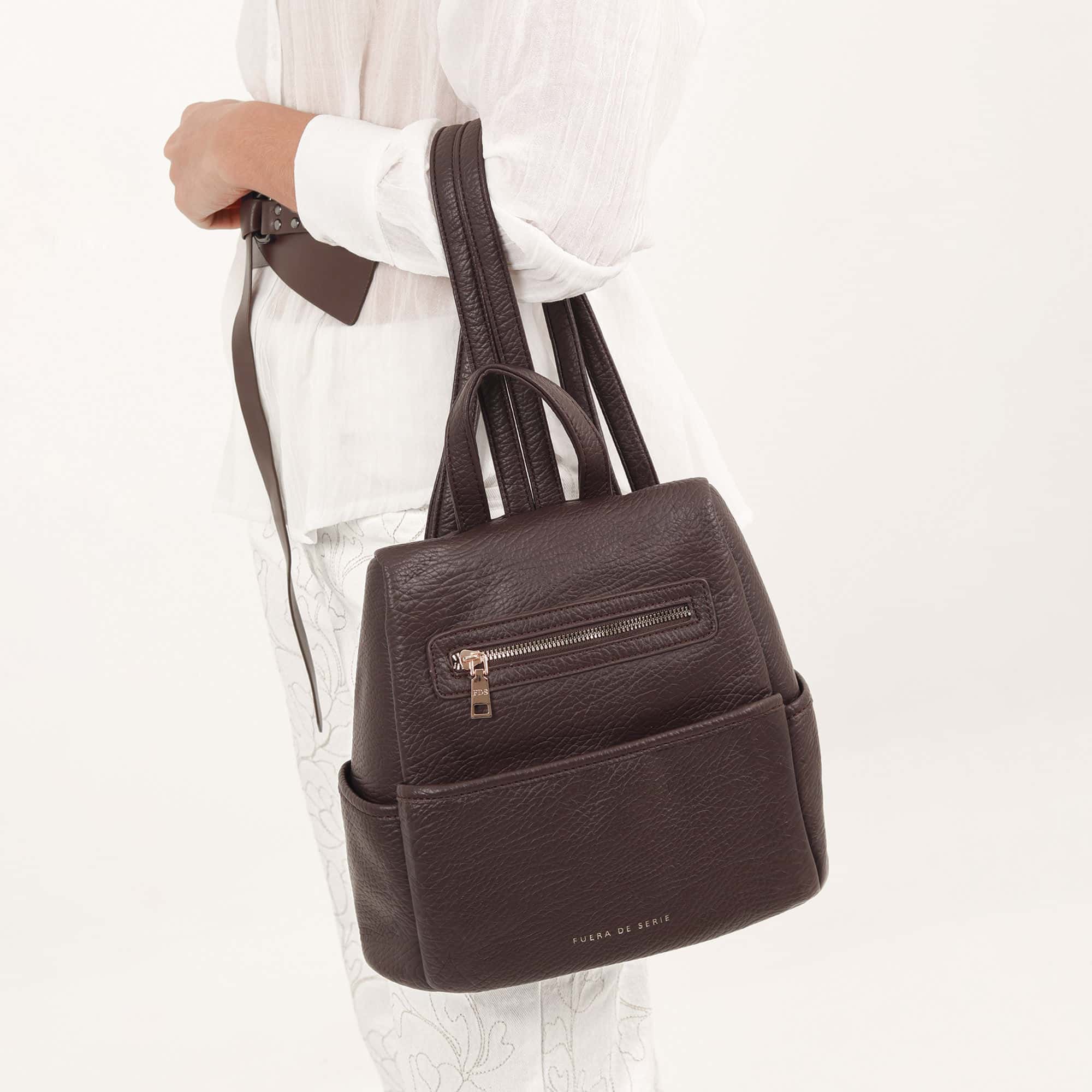 Morral mini en cuero sintético