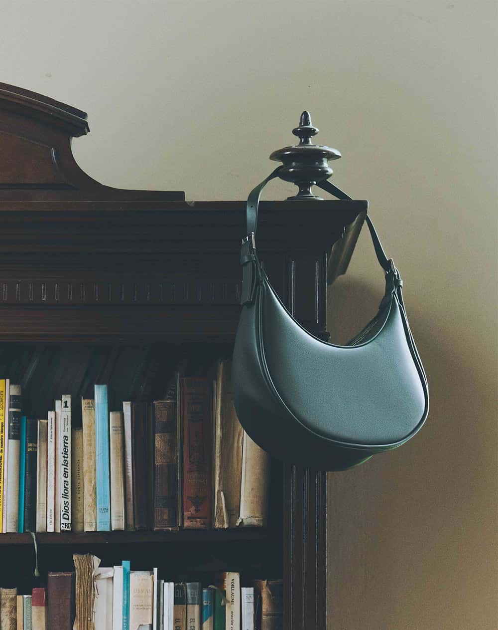 Bolso tipo baguette negro mujer
