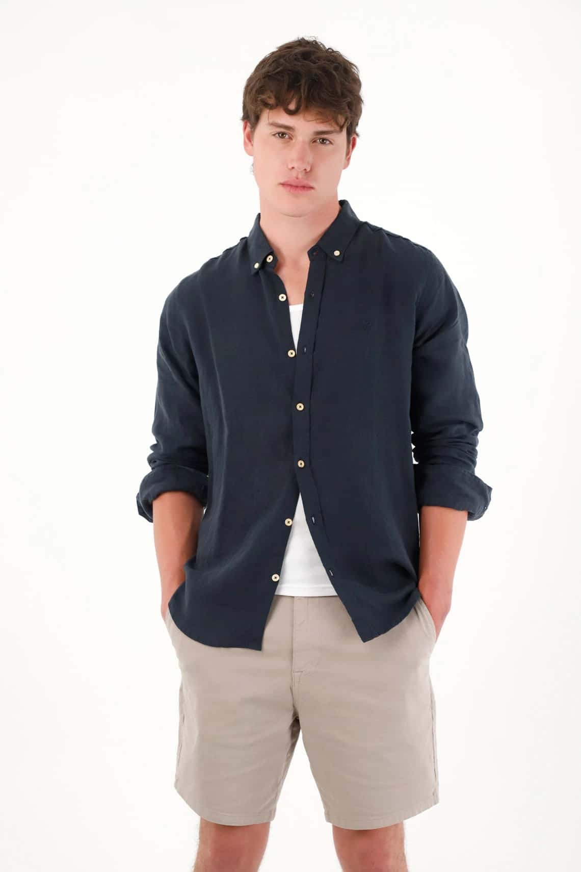 Bermuda tipo chino gris para hombre
