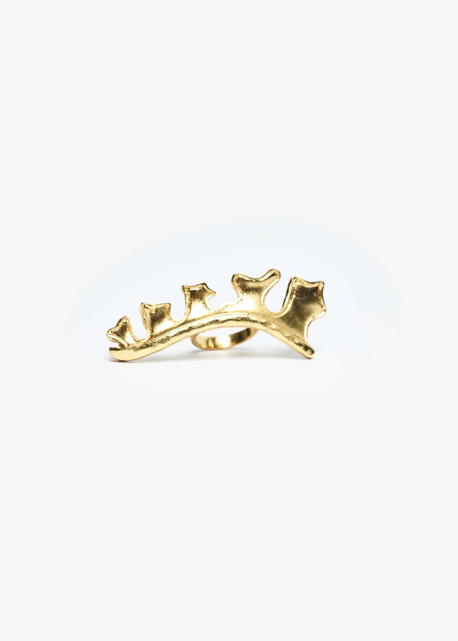 CLOSED EYE PETAL RING