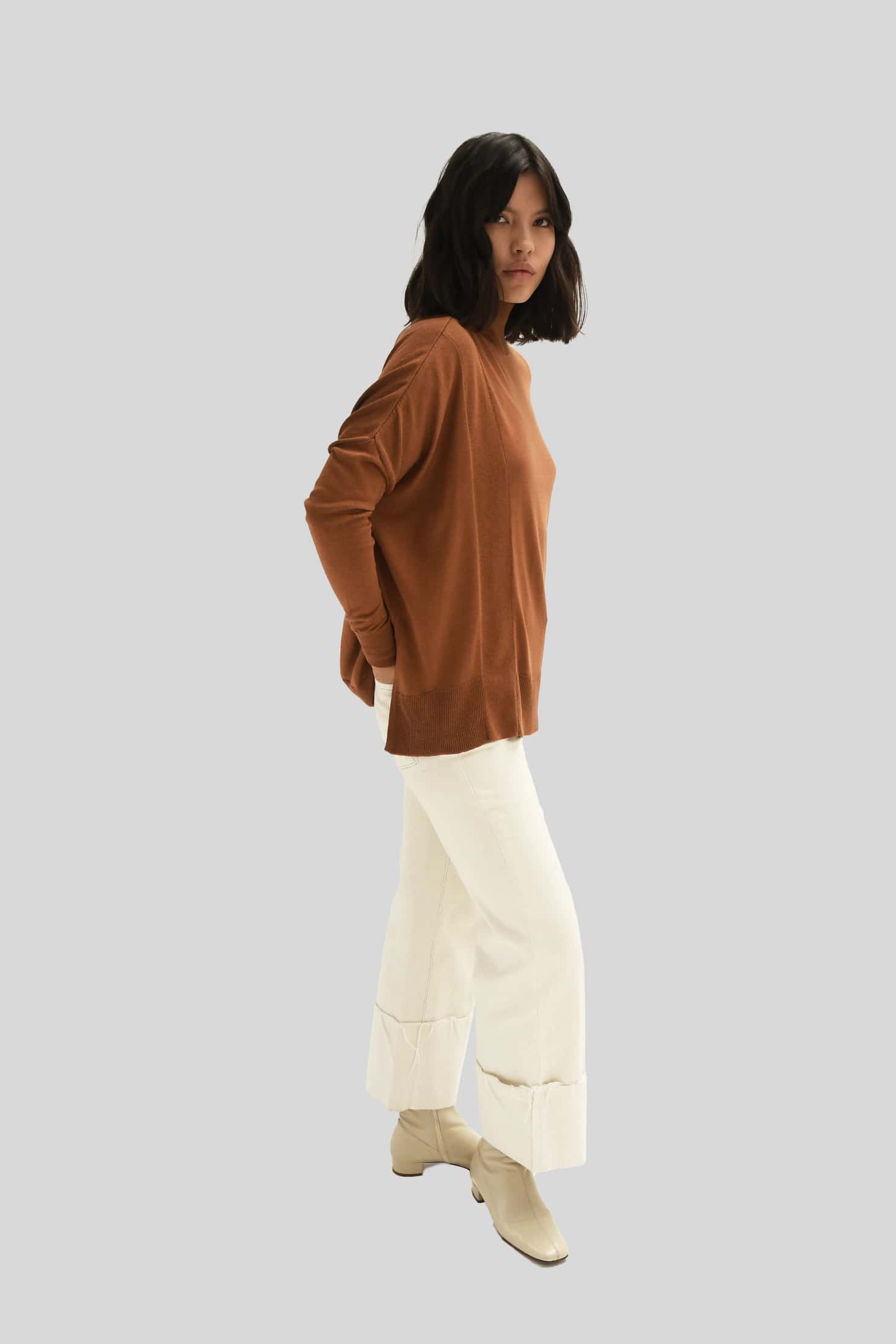 JULIA TURTLENECK SWEATER