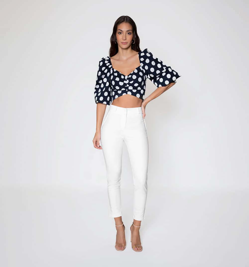 Blusa crop con prences y manga bombacha