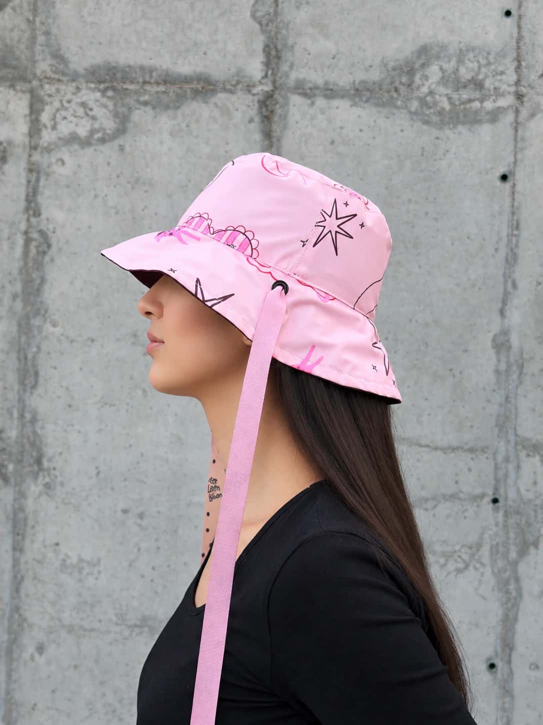 Bucket Hat Doble Faz Vinotinto Rosa - miniatura 2