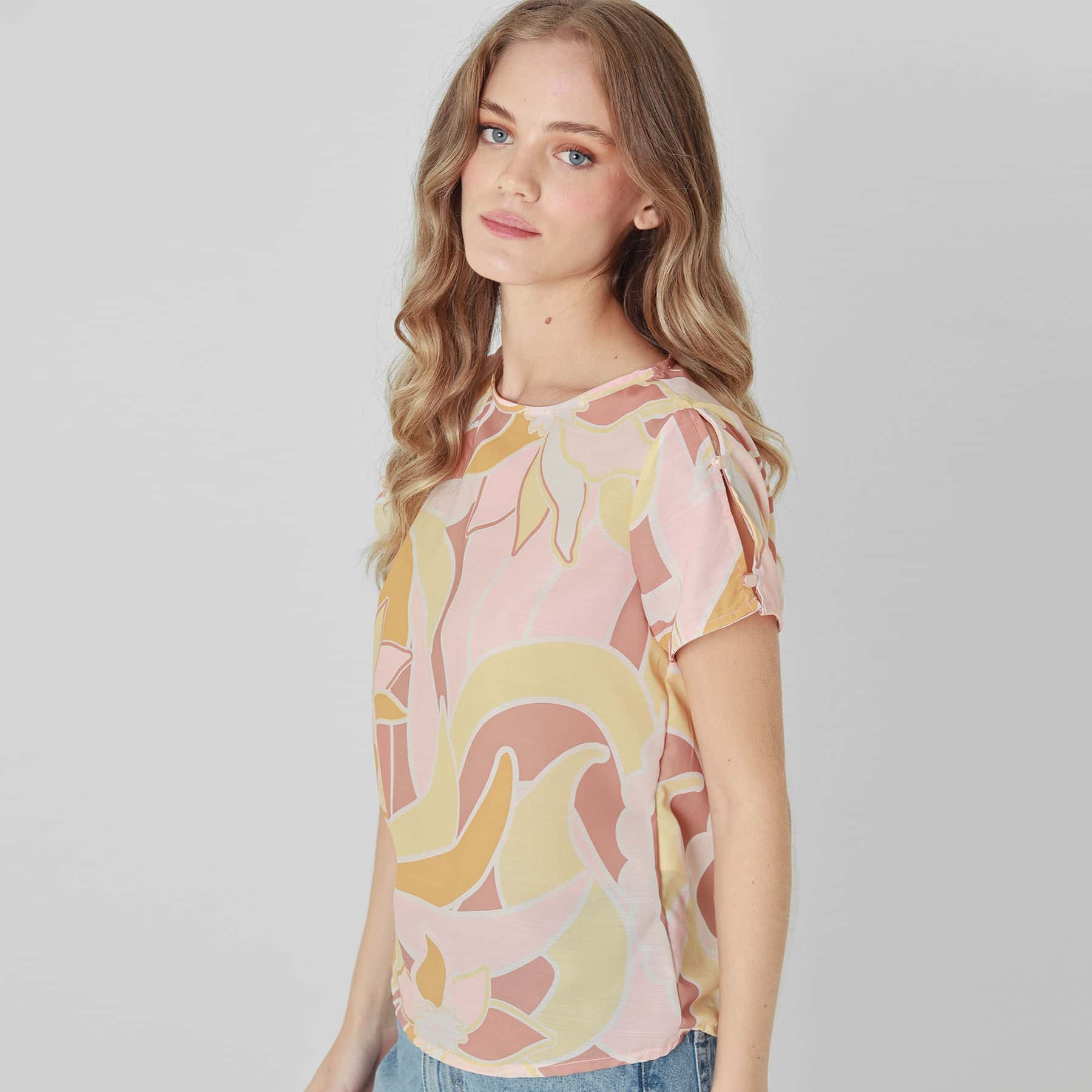 Blusa Cuello Redondo Manga Corta