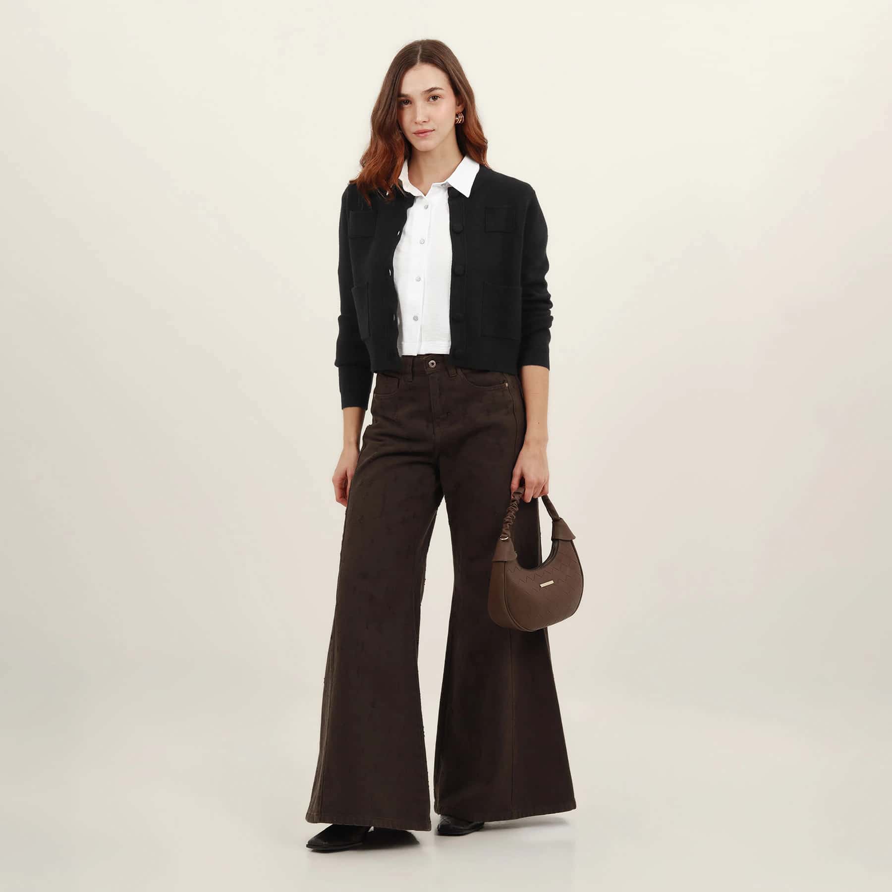 Blusa crop abierta cuello camisero manga corta - miniatura 2