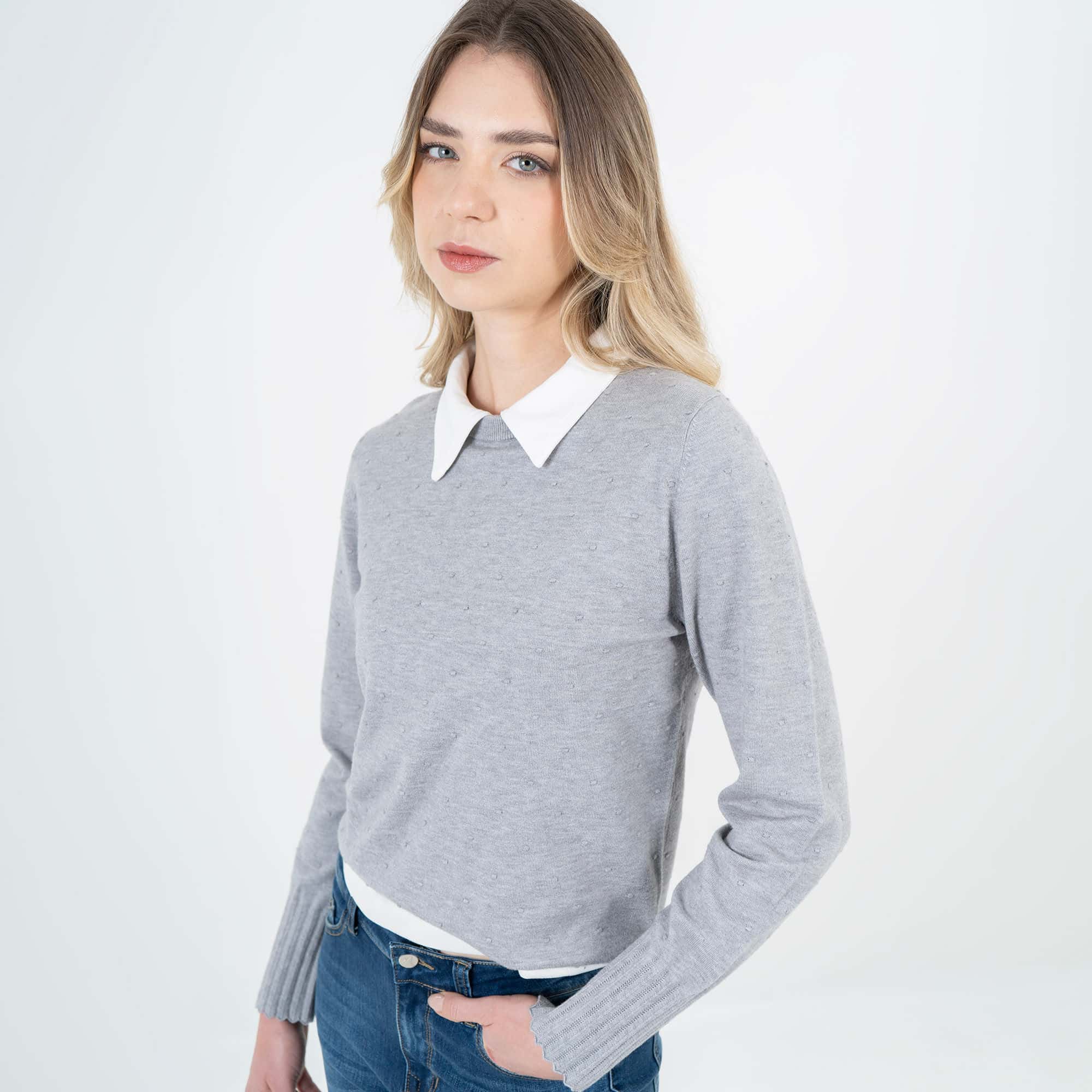 Sweater textura pepas cuello redondo manga larga
