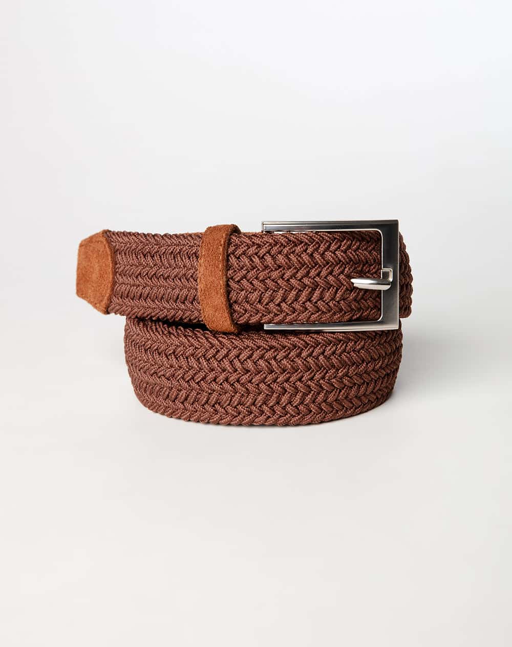 Correa tejida café hombre