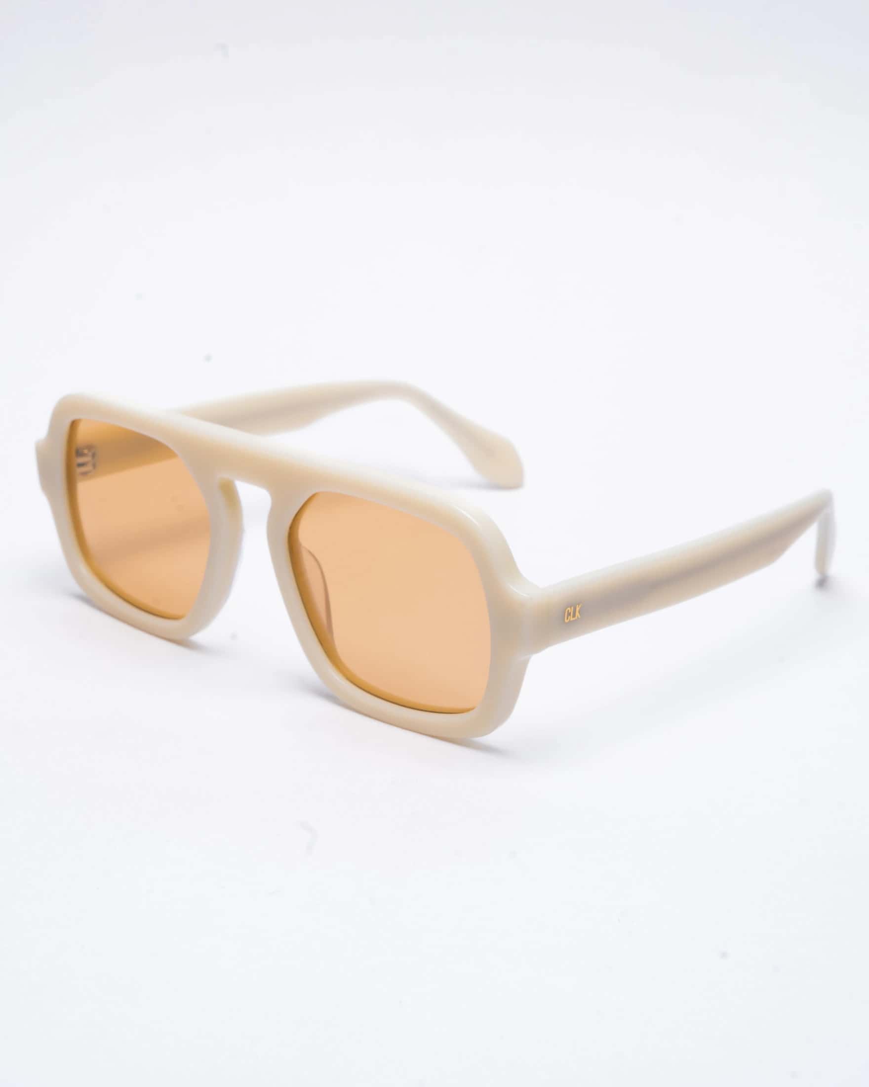 CONNOR - BEIGE / PEACH